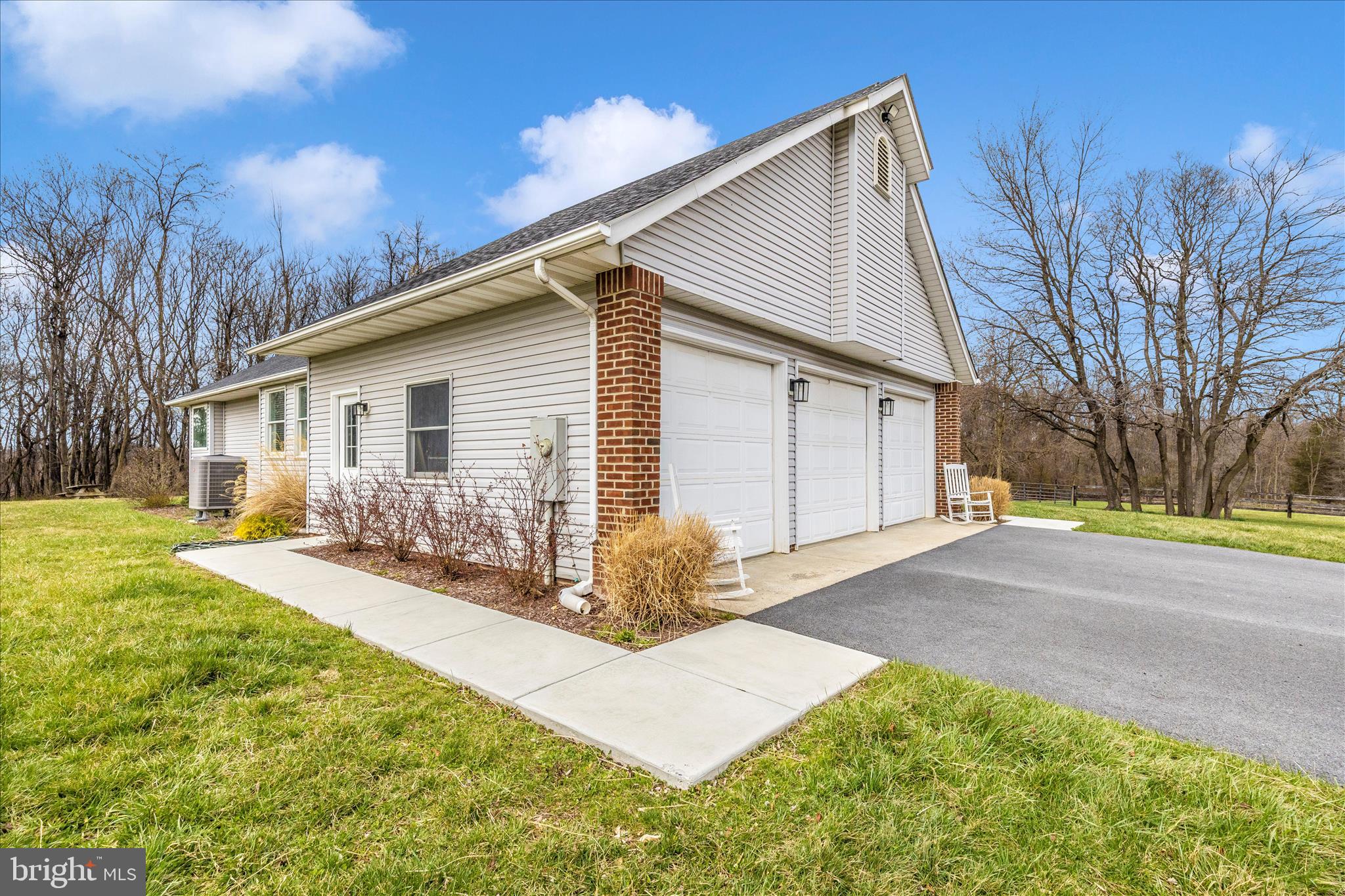 REICHS FORD ESTATES - Residential