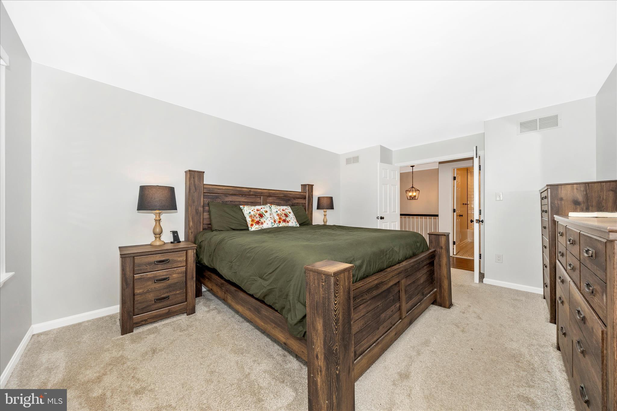 REICHS FORD ESTATES - Residential