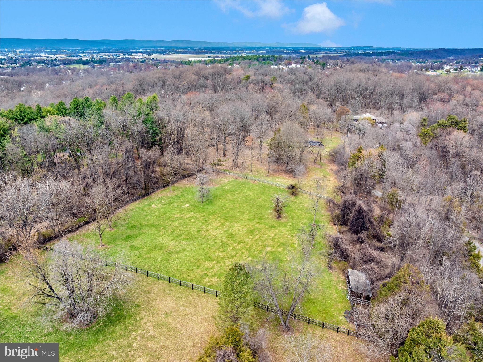 REICHS FORD ESTATES - Residential