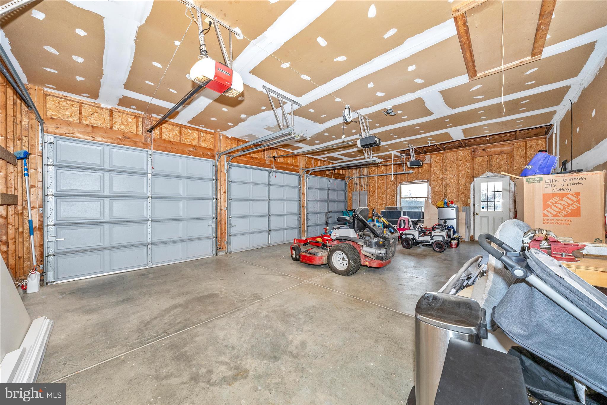 REICHS FORD ESTATES - Residential