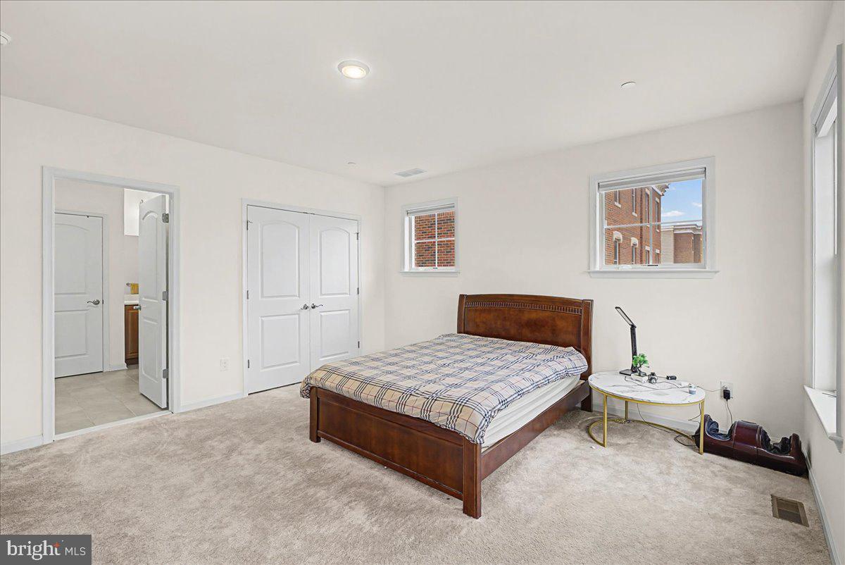 SIENA PLACE - Residential