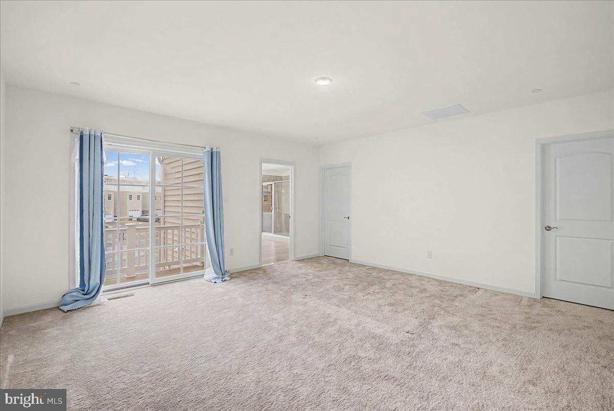 SIENA PLACE - Residential