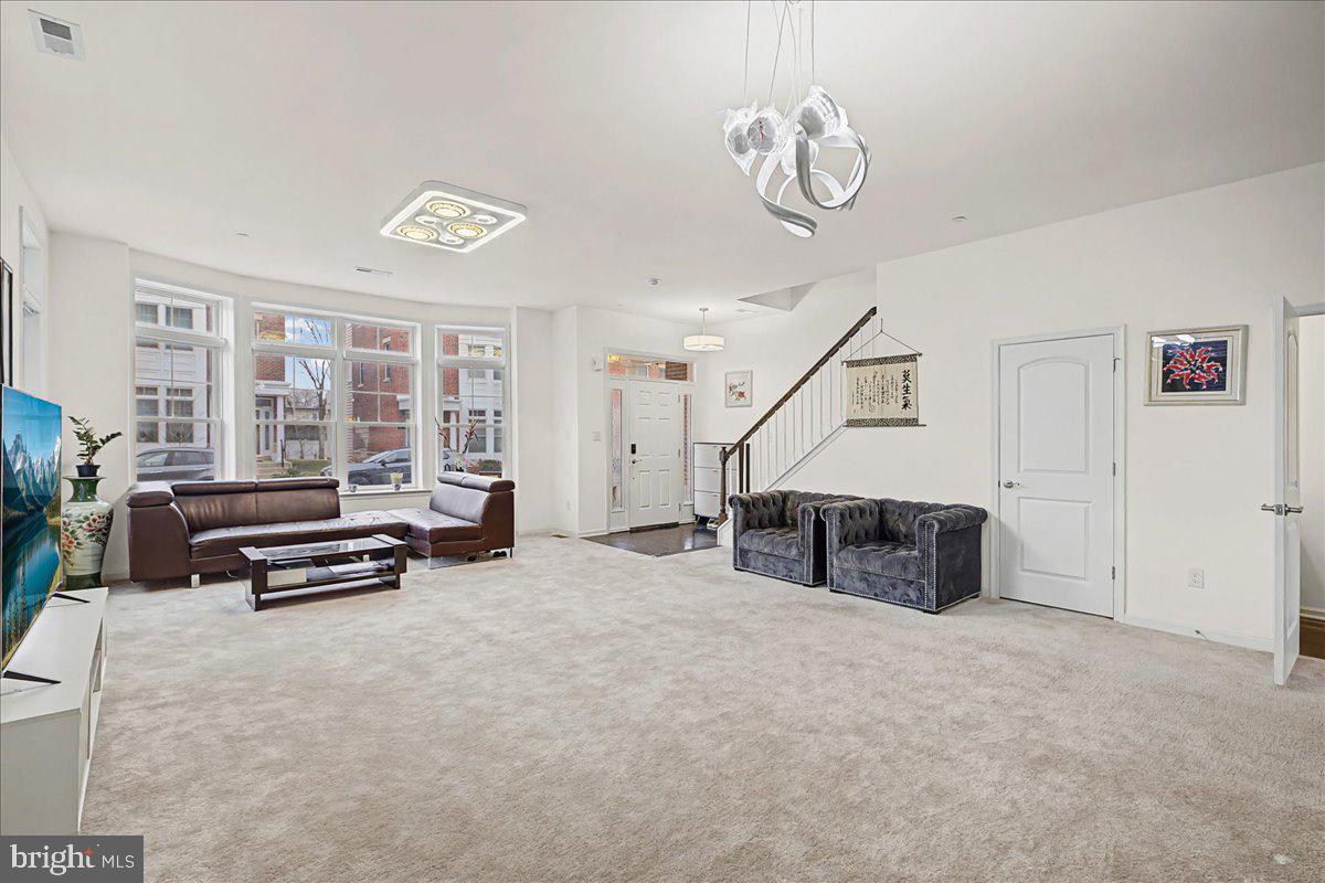 SIENA PLACE - Residential