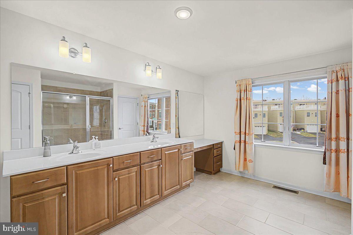 SIENA PLACE - Residential