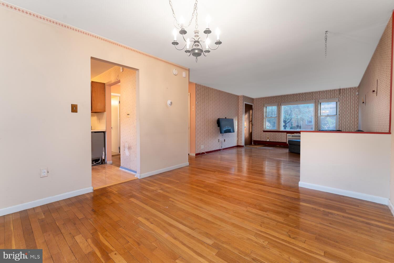 116 "i" THE ORCHARD "I"