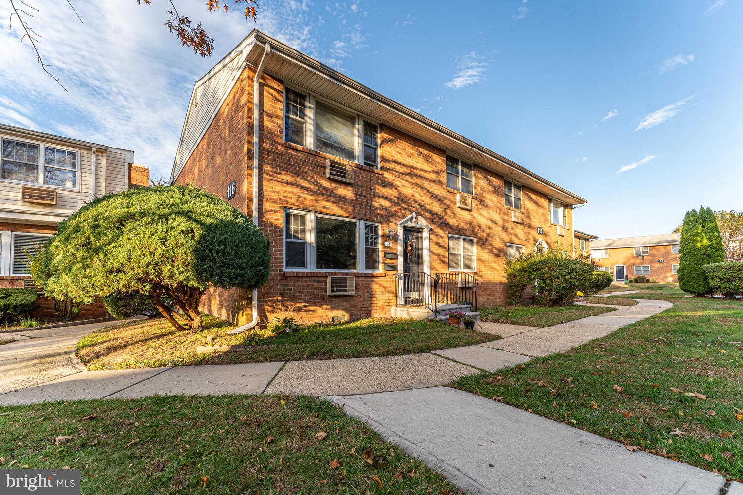Photo 1 of 8 — 116 "i" THE ORCHARD "I" Unit "I", EAST WINDSOR, NJ 08512