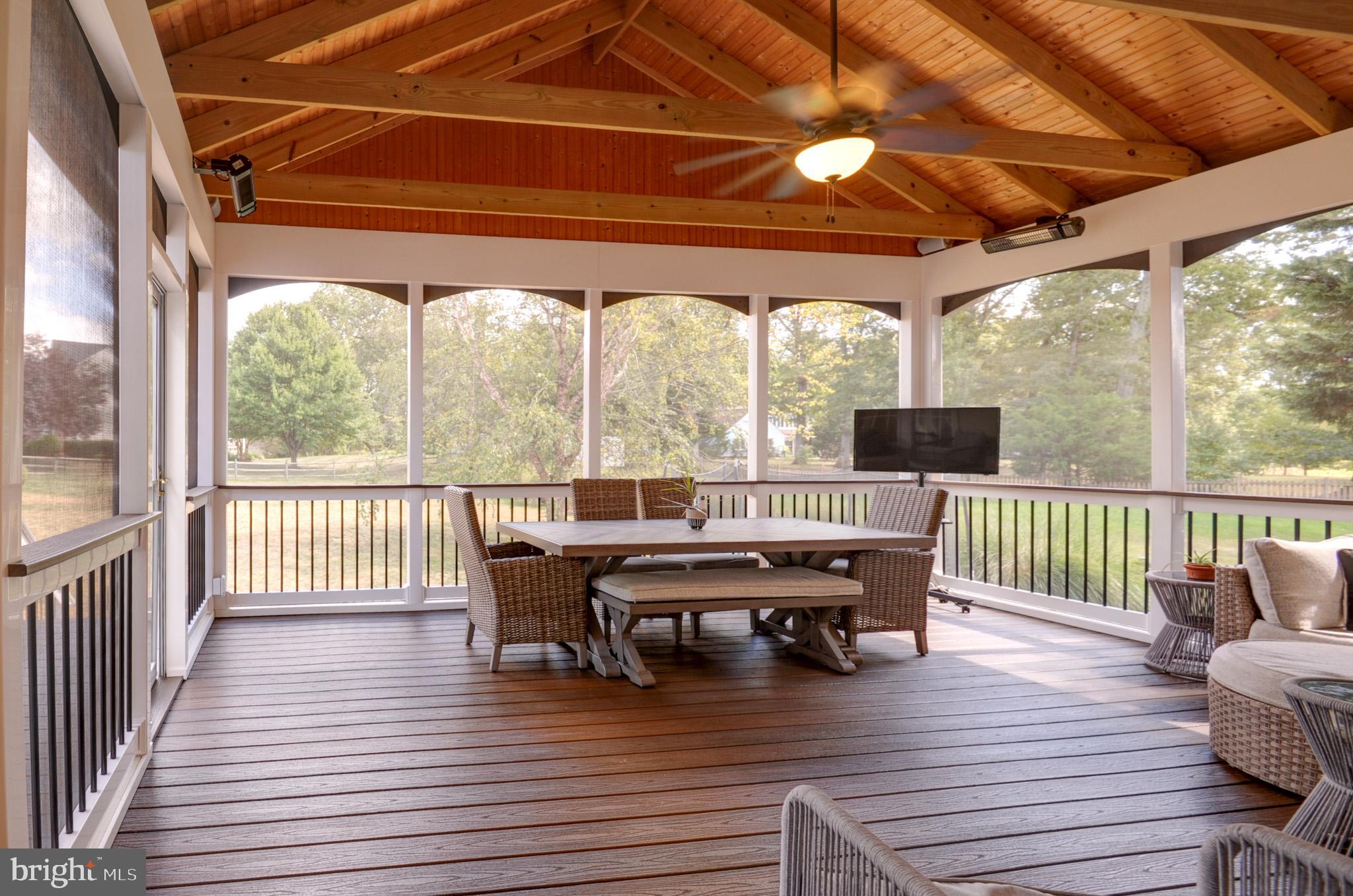 OAK VALLEY - Residential