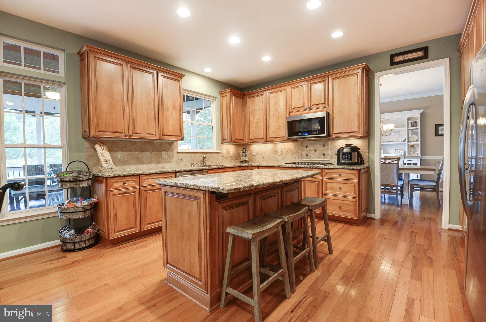 OAK VALLEY - Residential