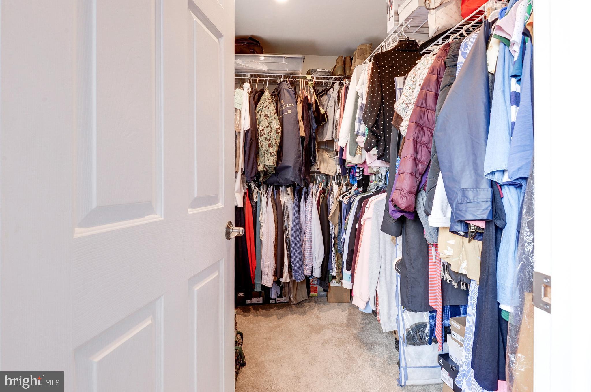 OAK VALLEY - Residential