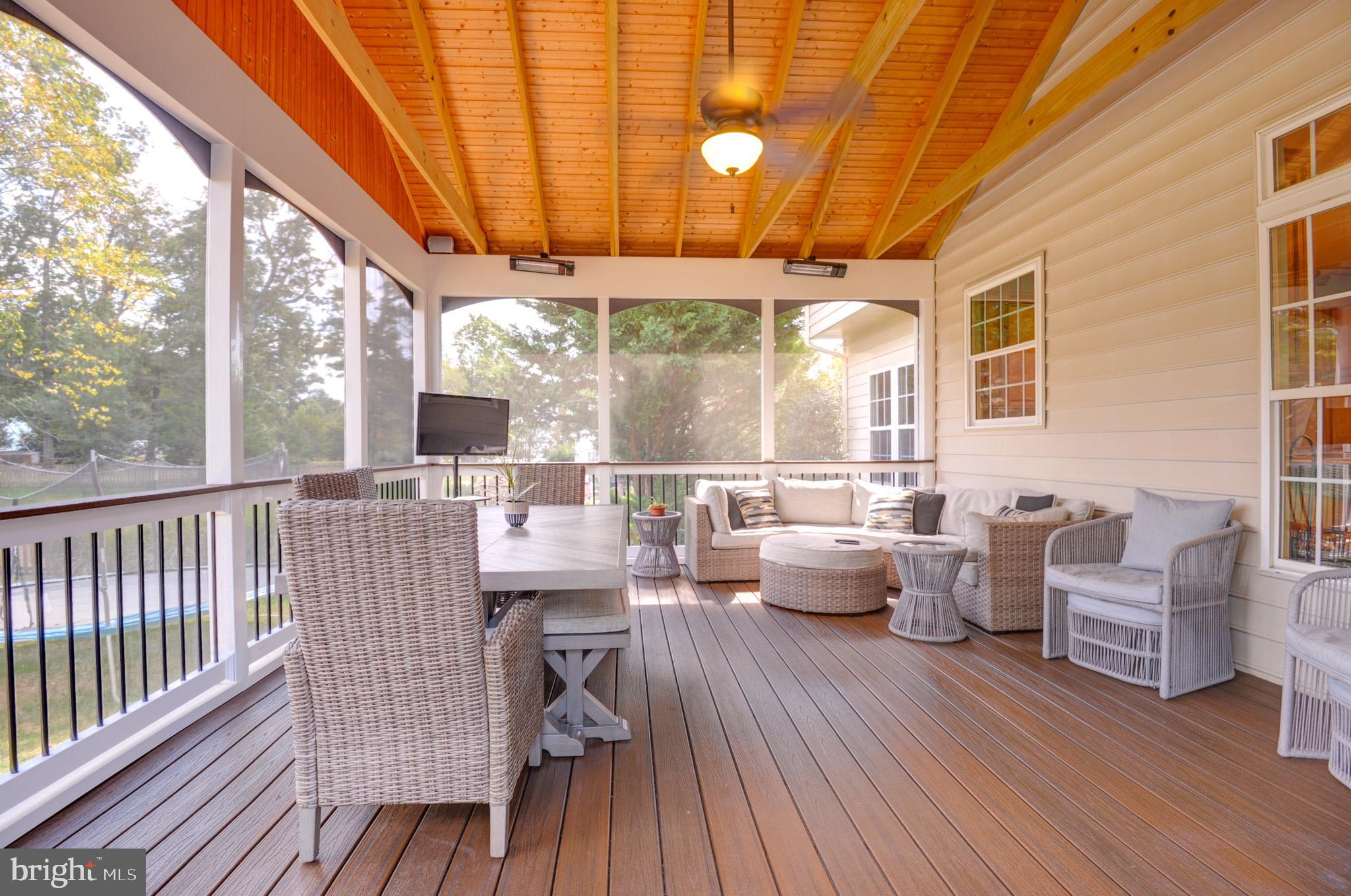 OAK VALLEY - Residential