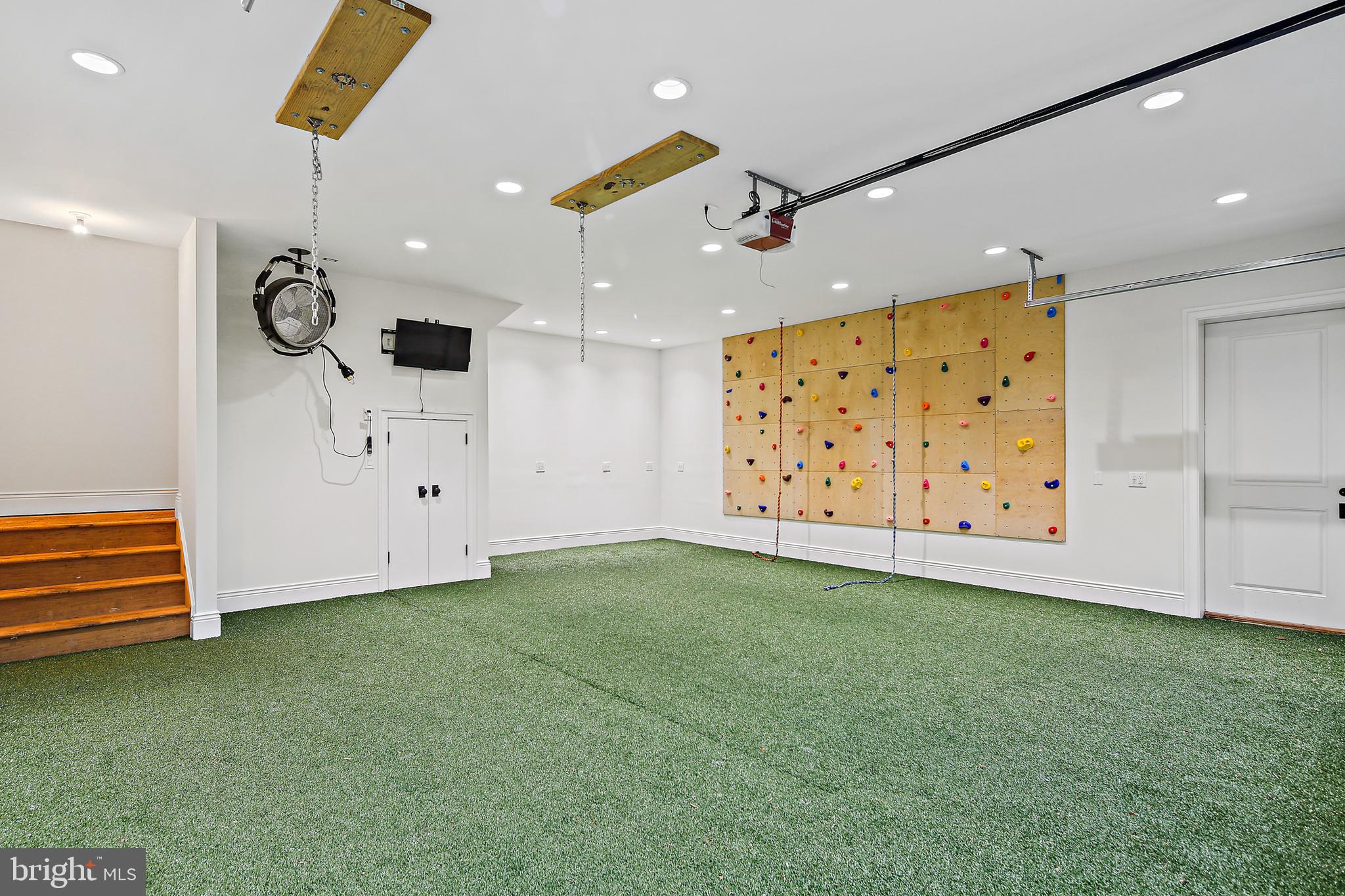 ARROWOOD - Residential