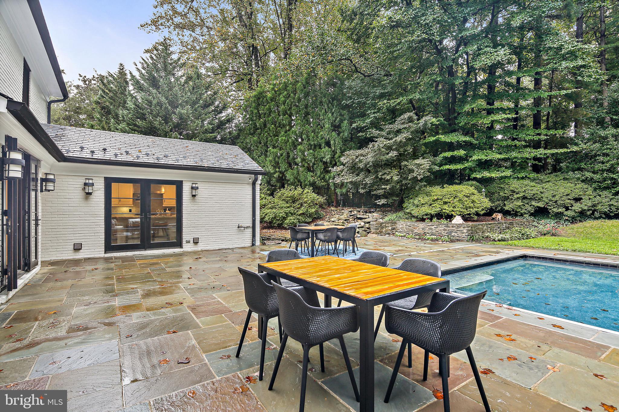 ARROWOOD - Residential