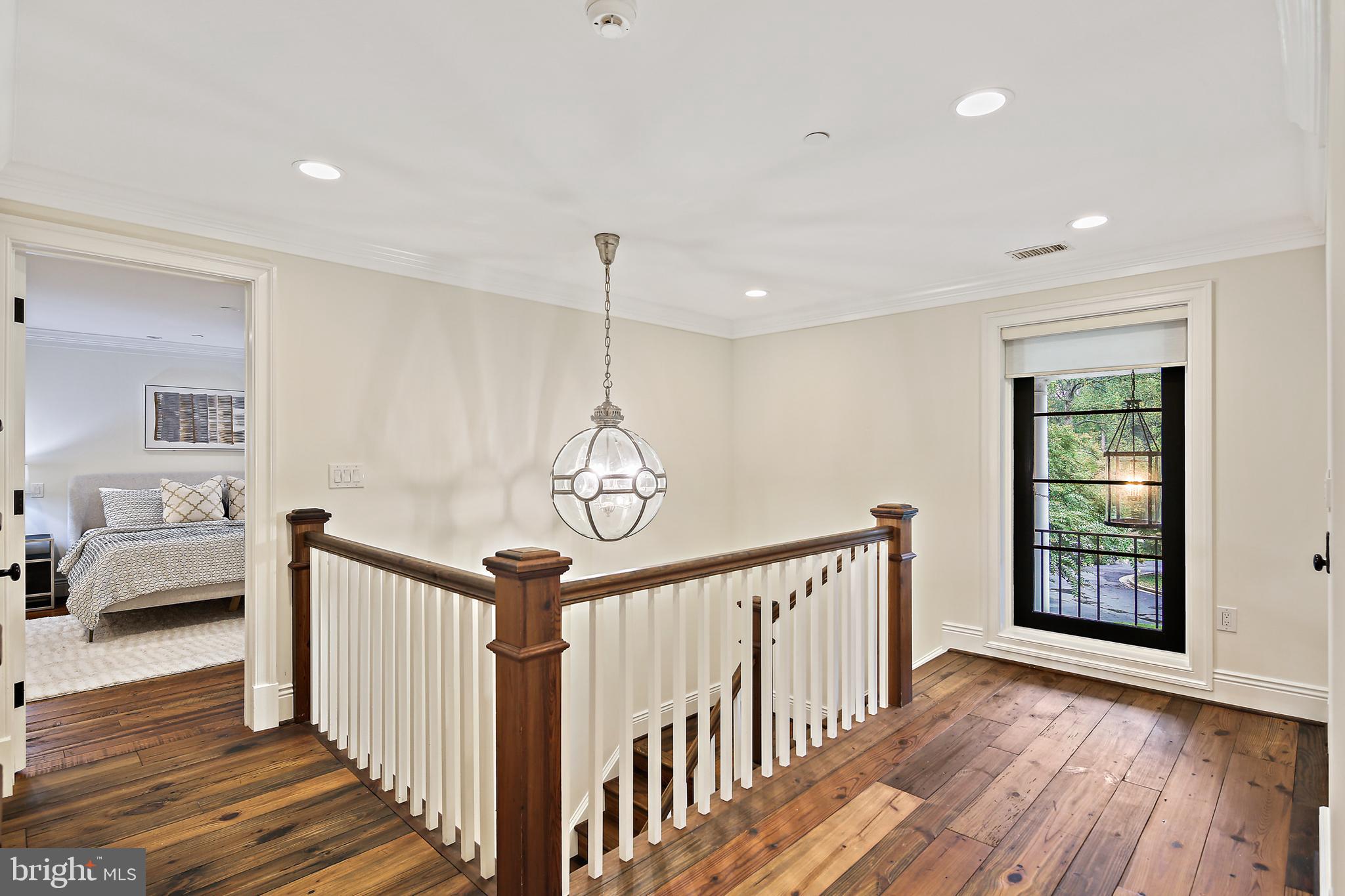 ARROWOOD - Residential