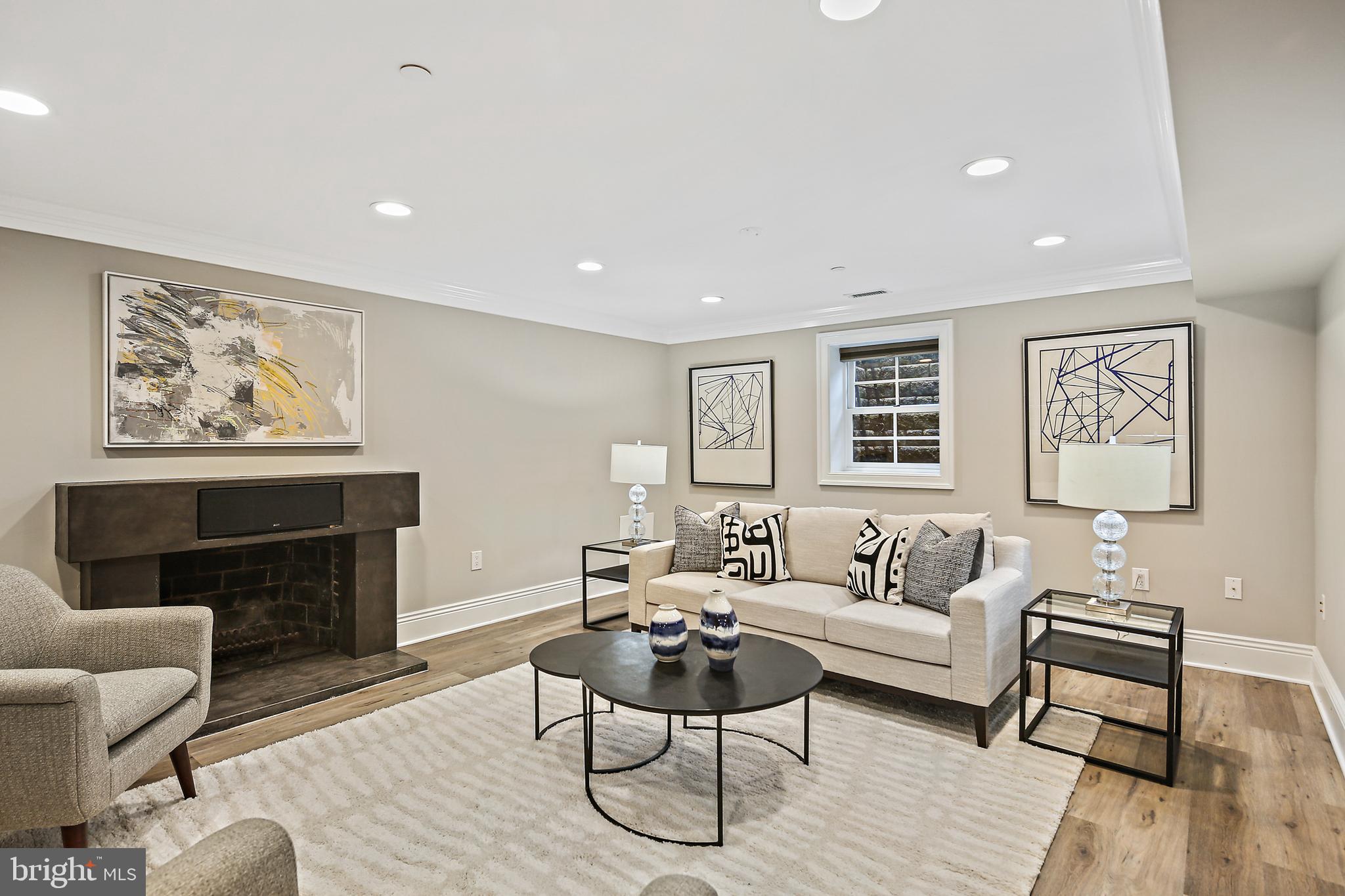 ARROWOOD - Residential