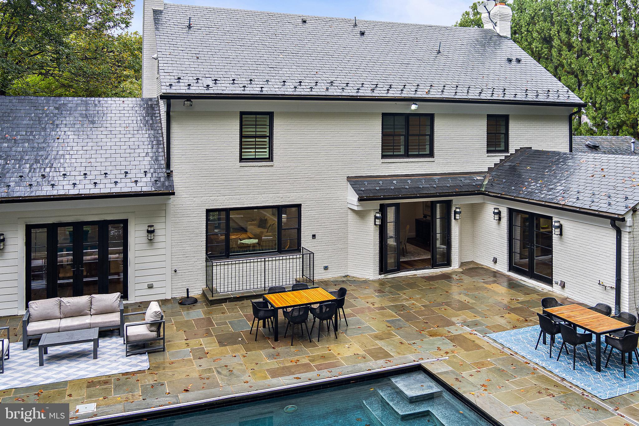 ARROWOOD - Residential