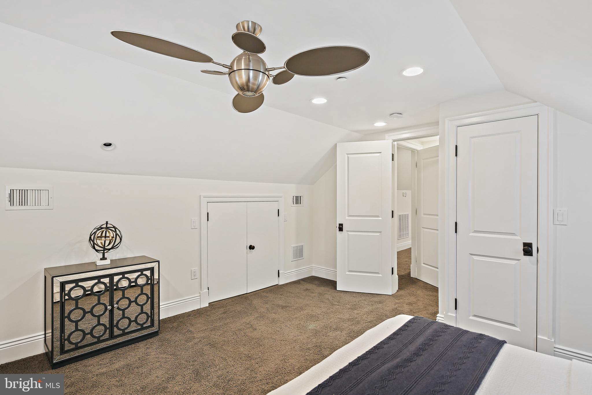 ARROWOOD - Residential