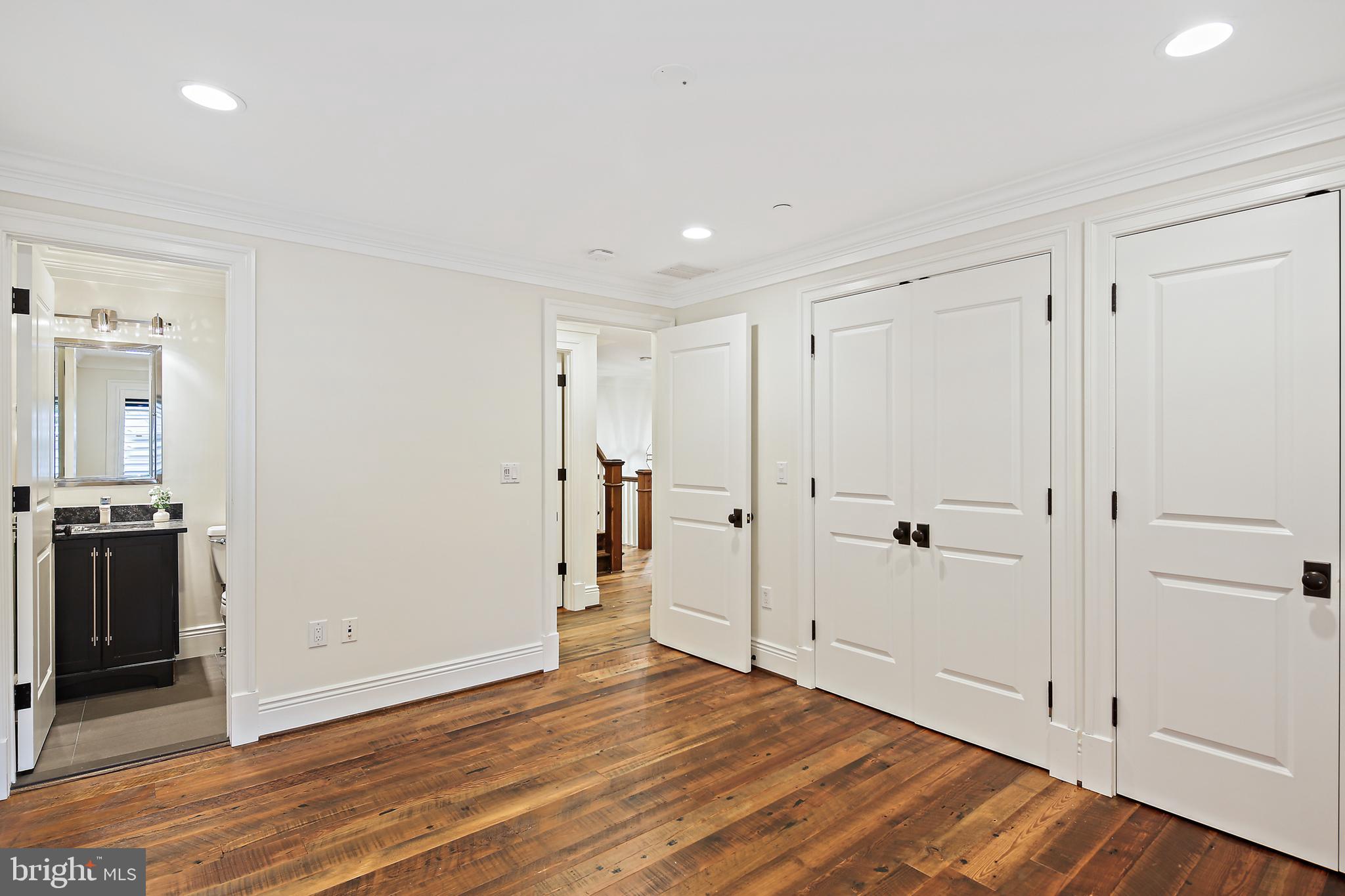 ARROWOOD - Residential