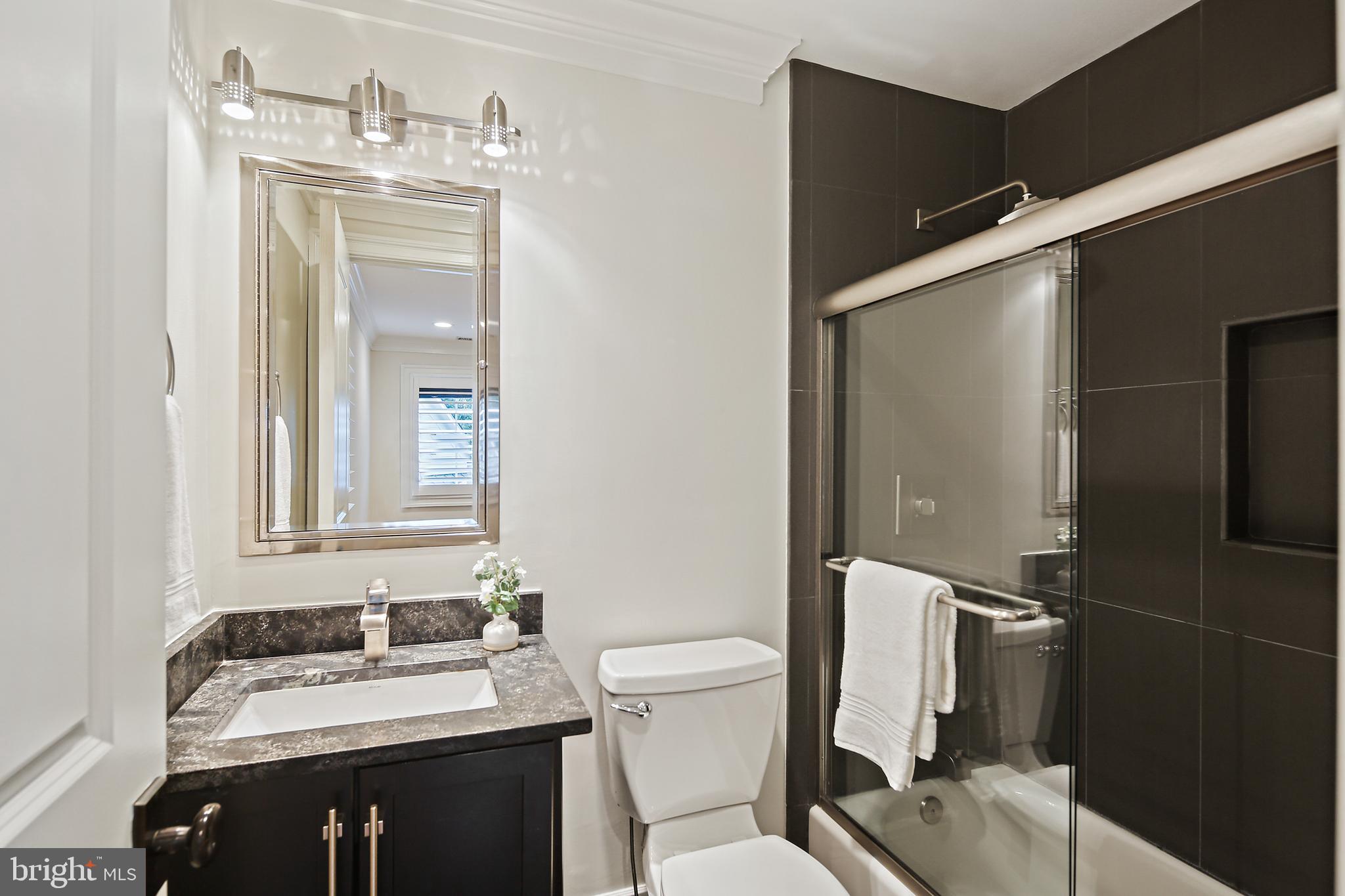 ARROWOOD - Residential