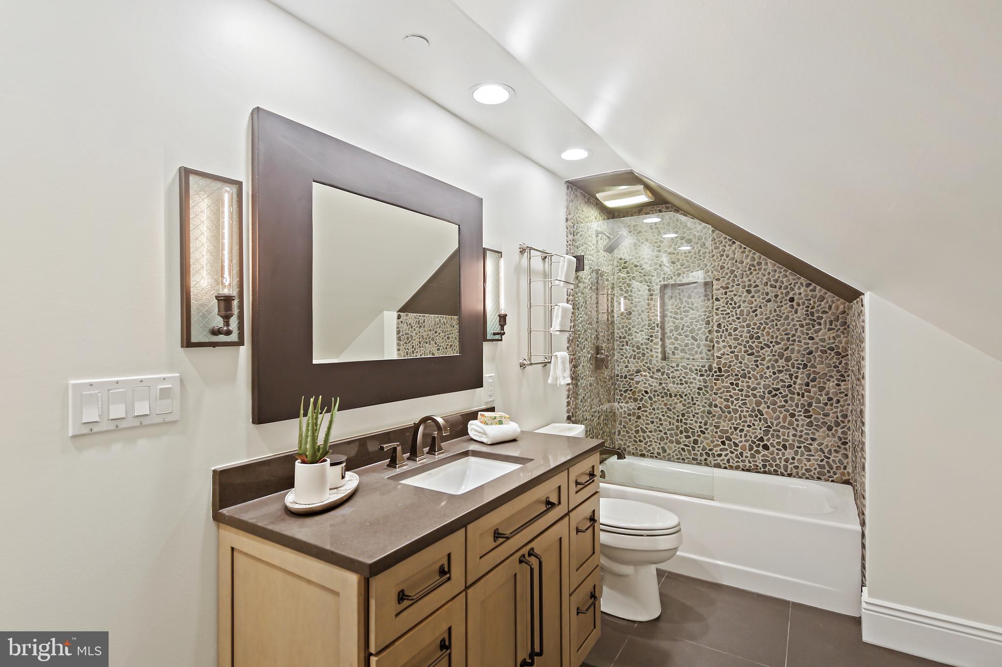 ARROWOOD - Residential