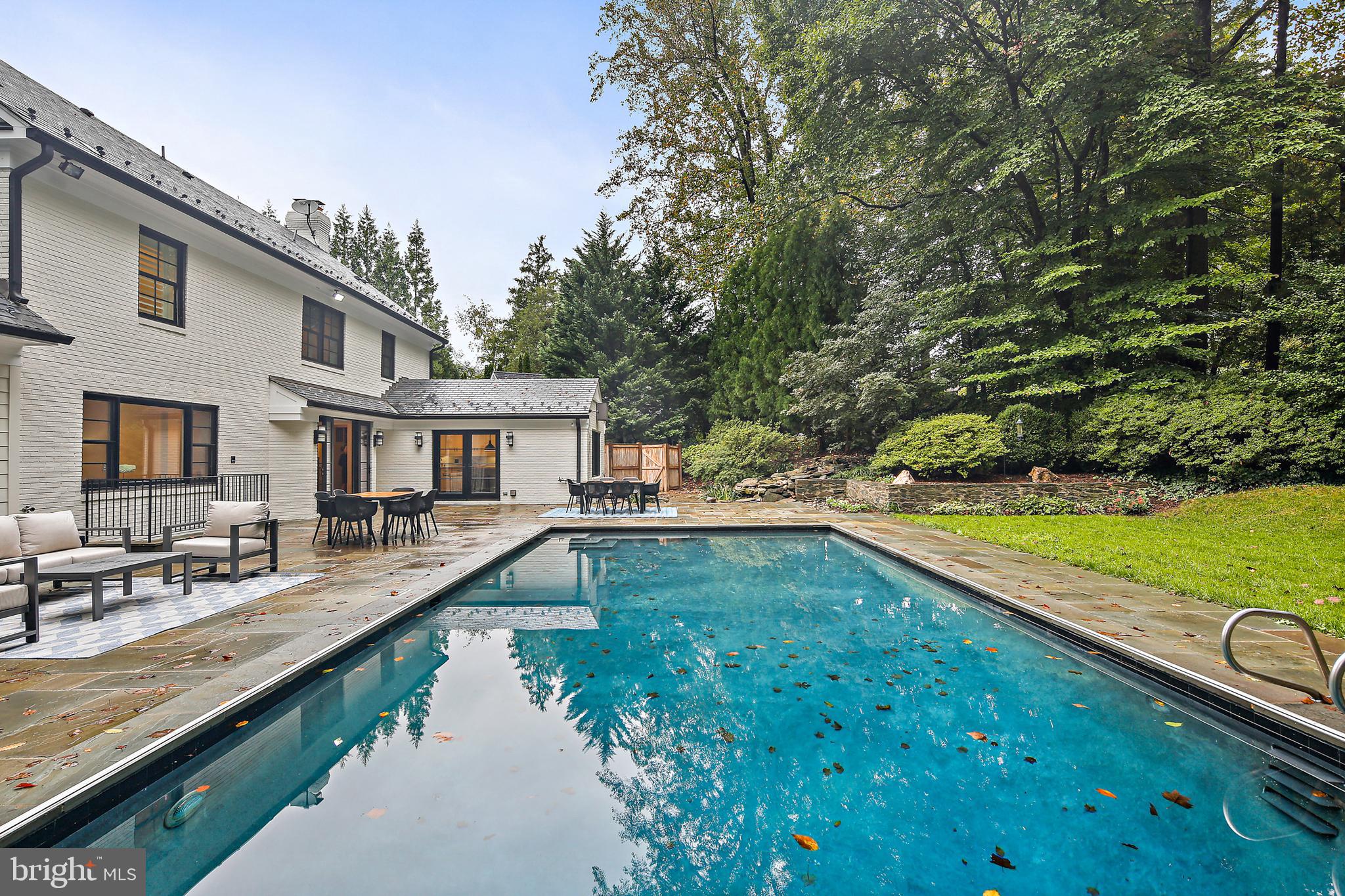 ARROWOOD - Residential