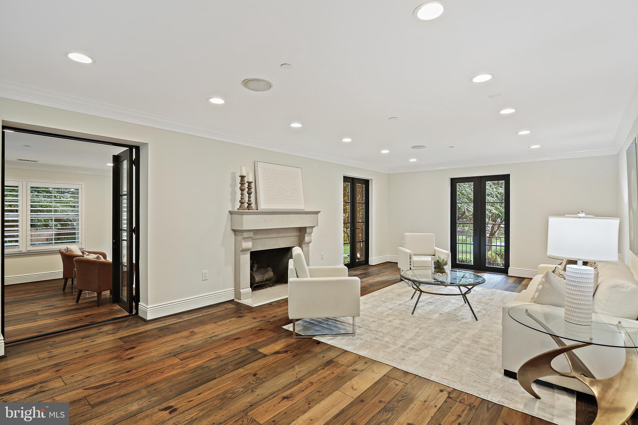 ARROWOOD - Residential