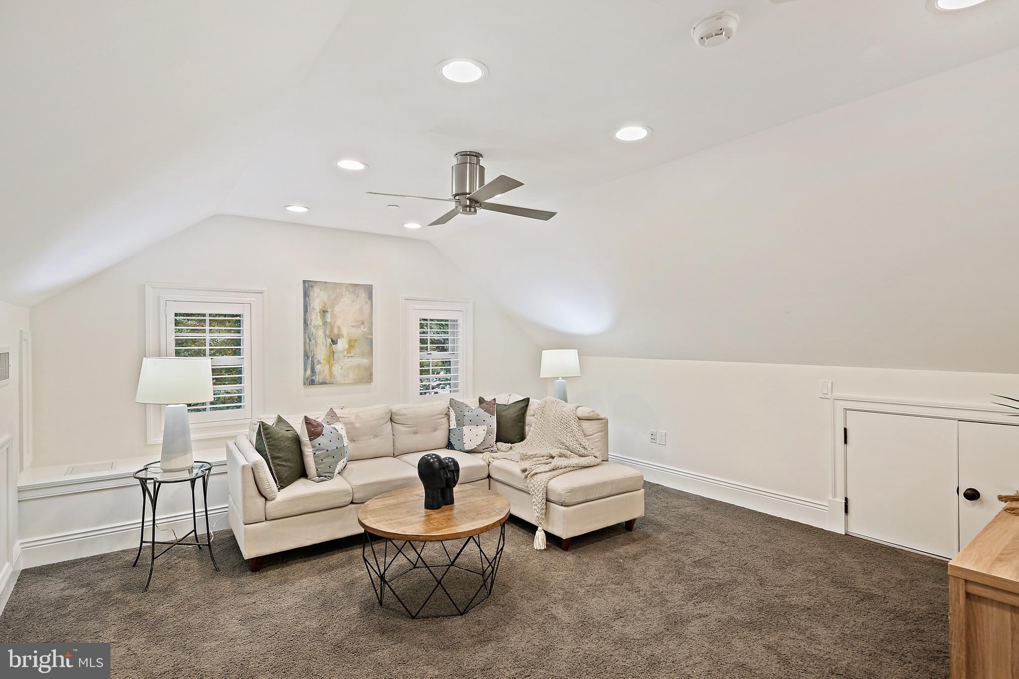 ARROWOOD - Residential