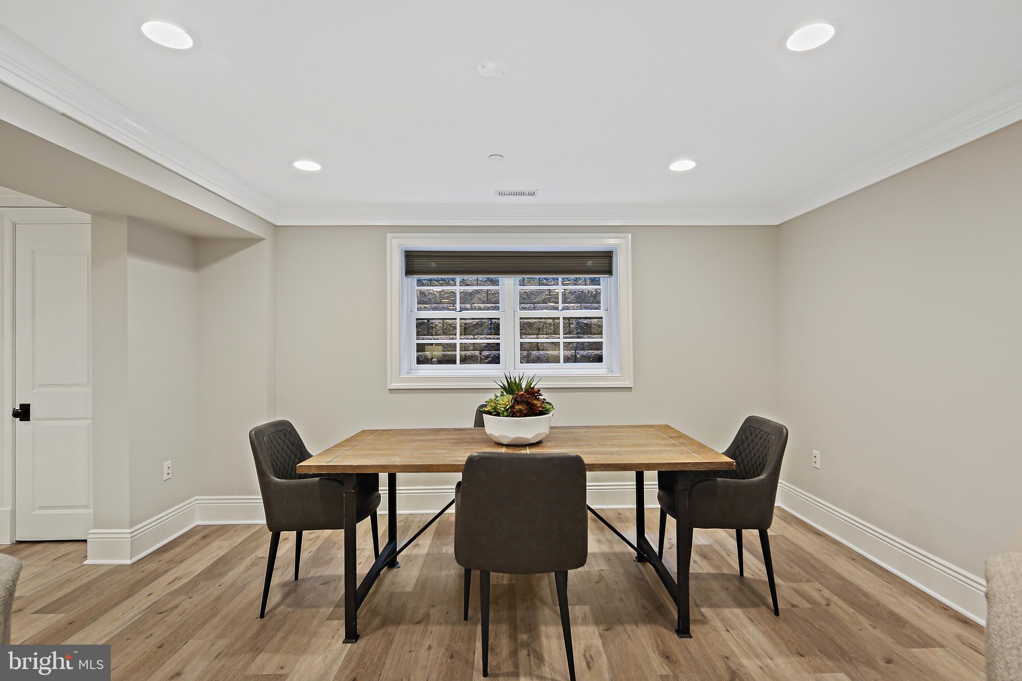 ARROWOOD - Residential