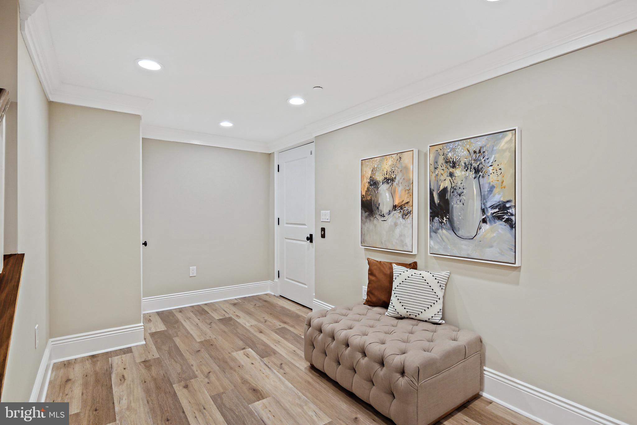 ARROWOOD - Residential