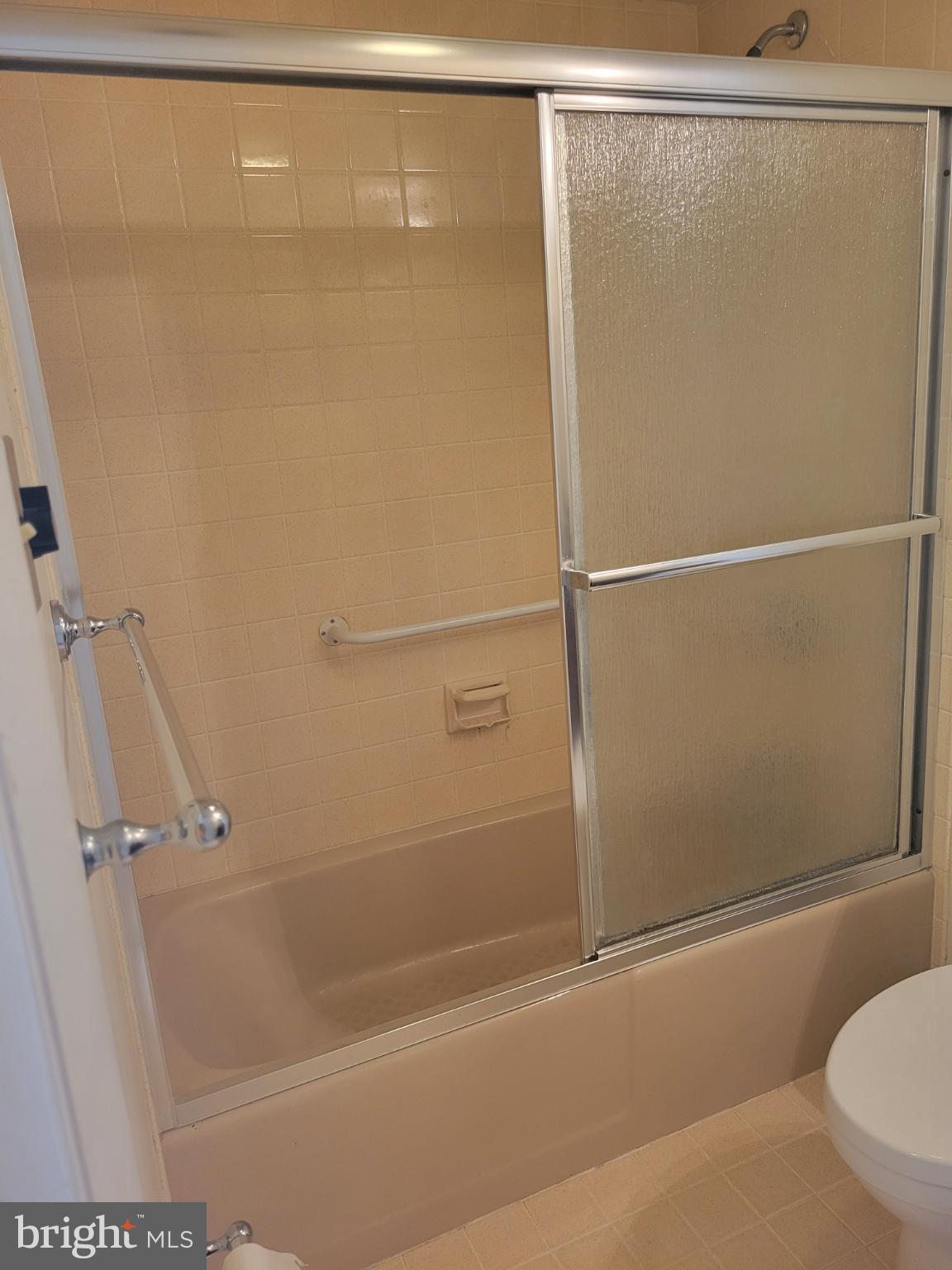 VALLEY FORGE TOWER - Residential Lease