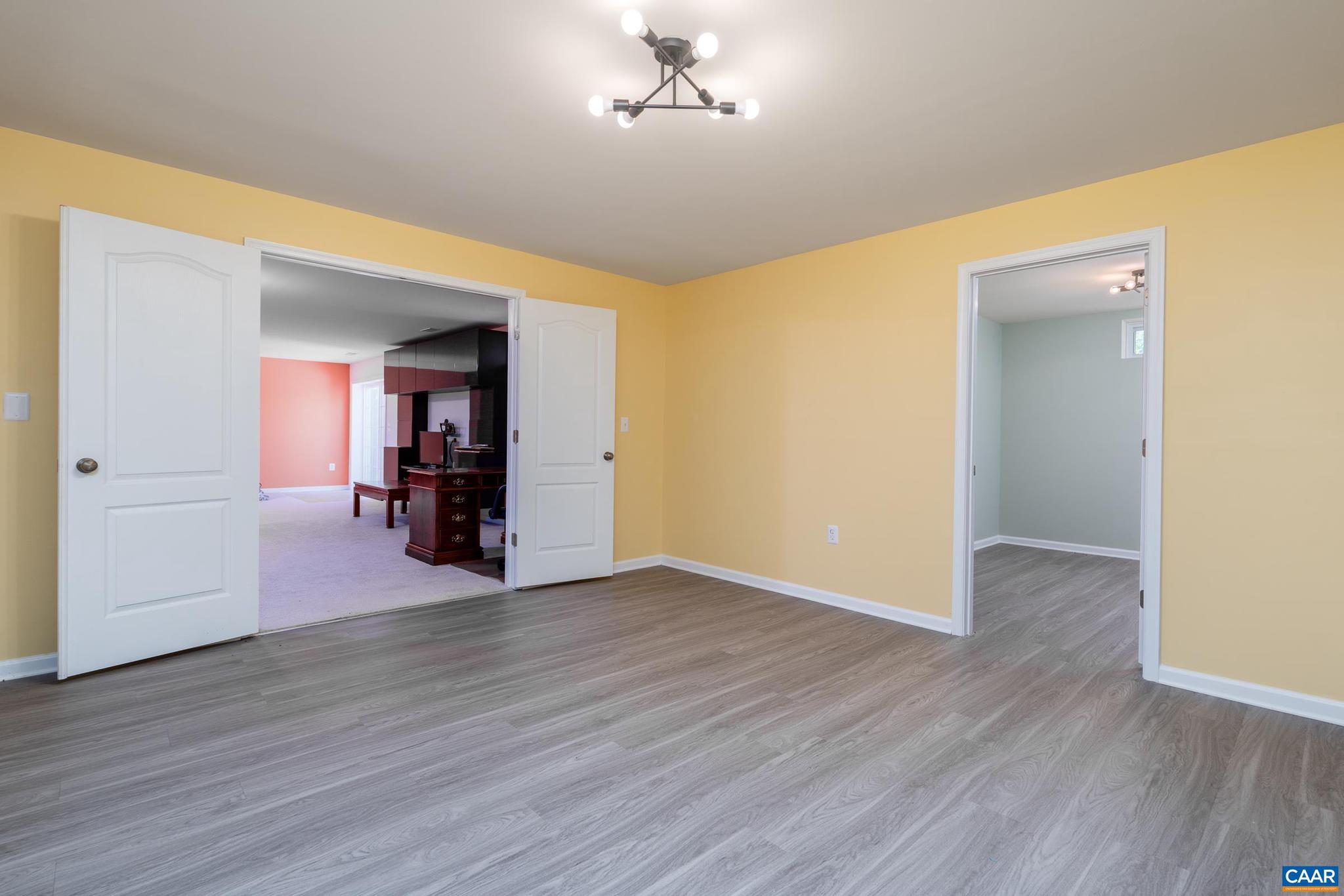 SPRING CREEK - Residential