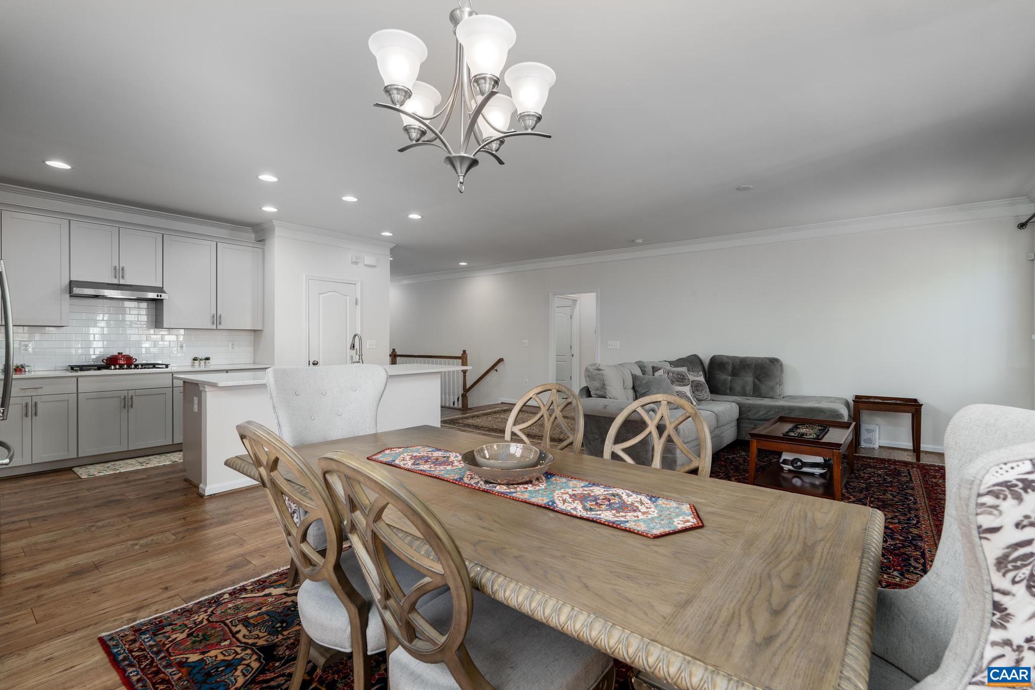 SPRING CREEK - Residential