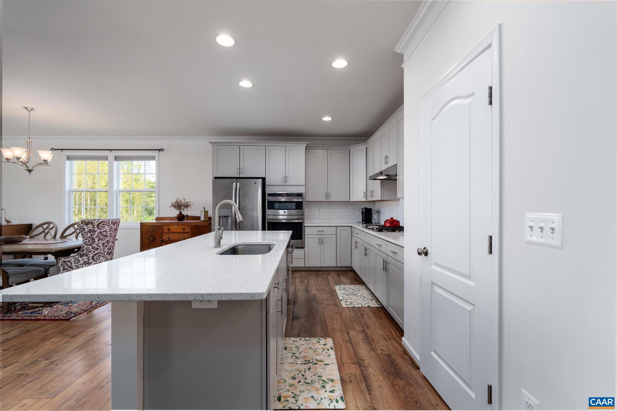 SPRING CREEK - Residential