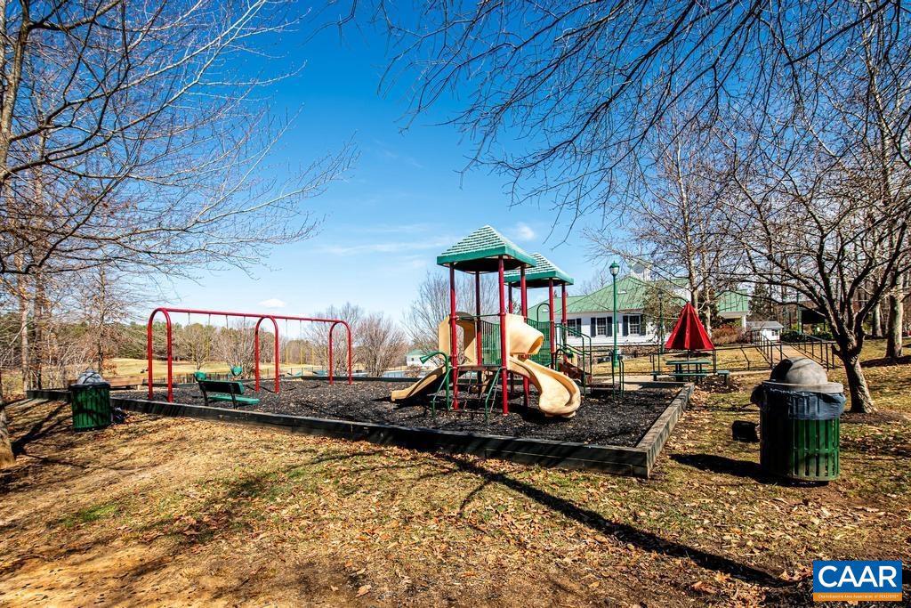 SPRING CREEK - Residential