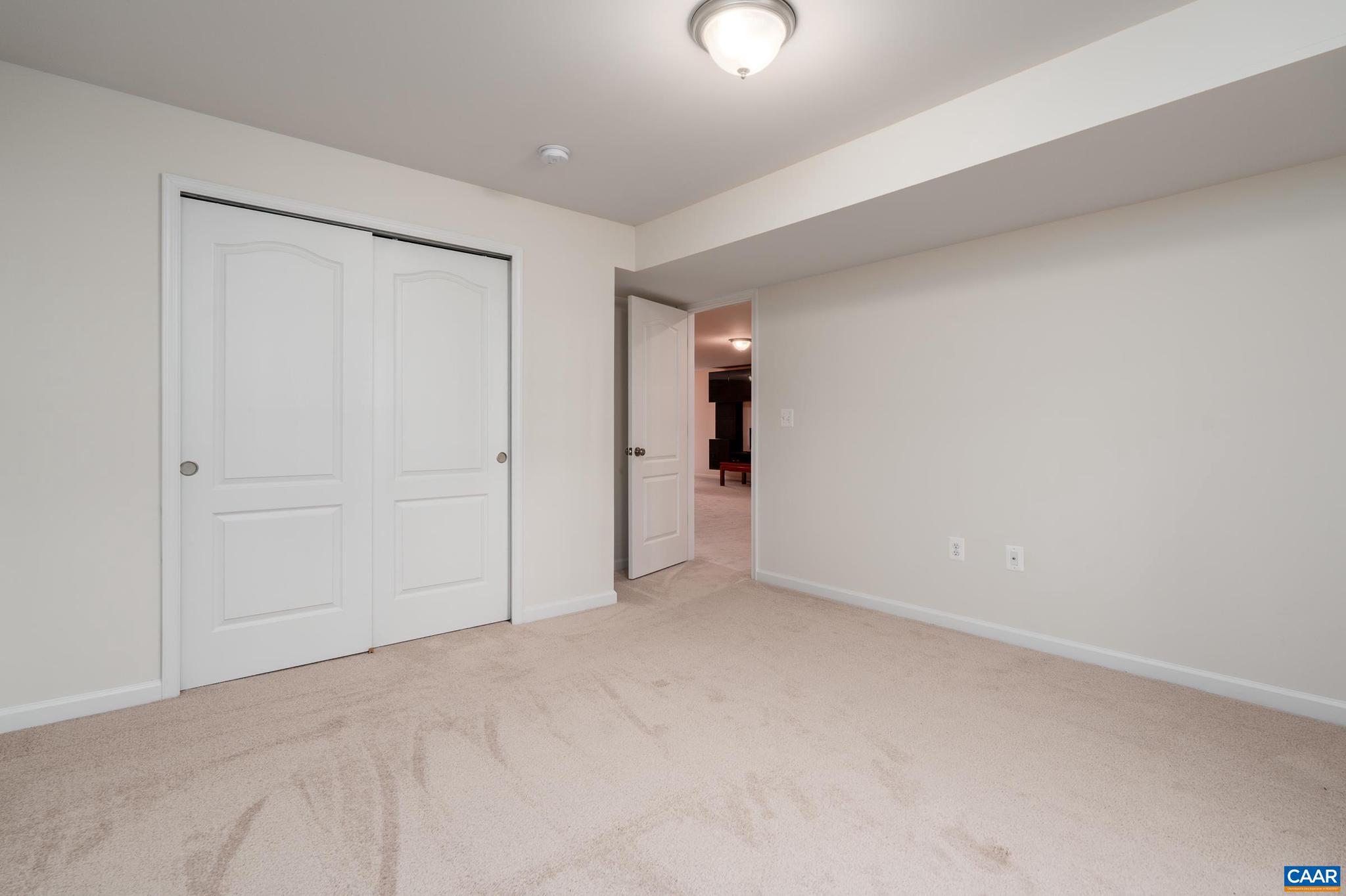 SPRING CREEK - Residential