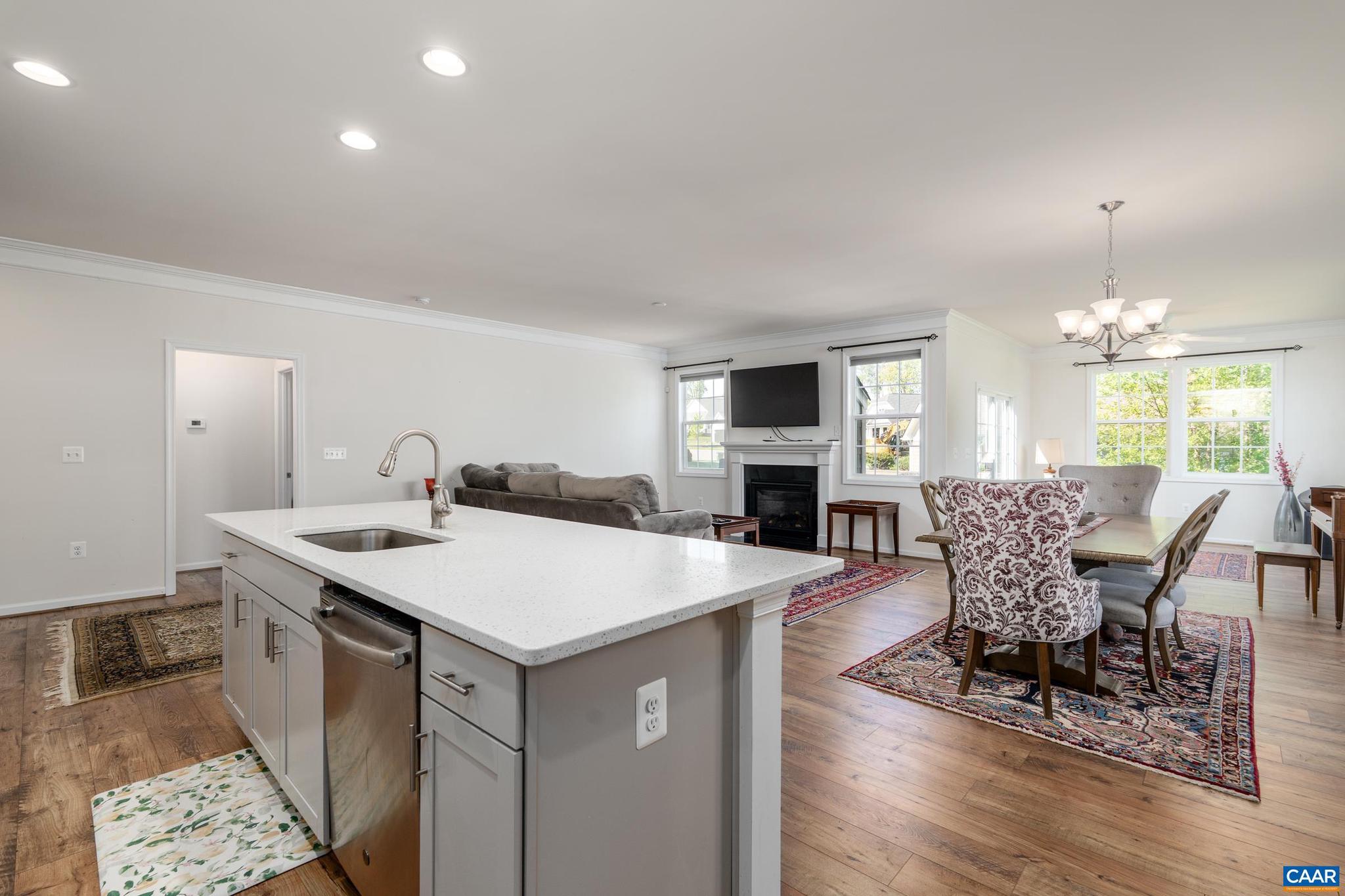 SPRING CREEK - Residential