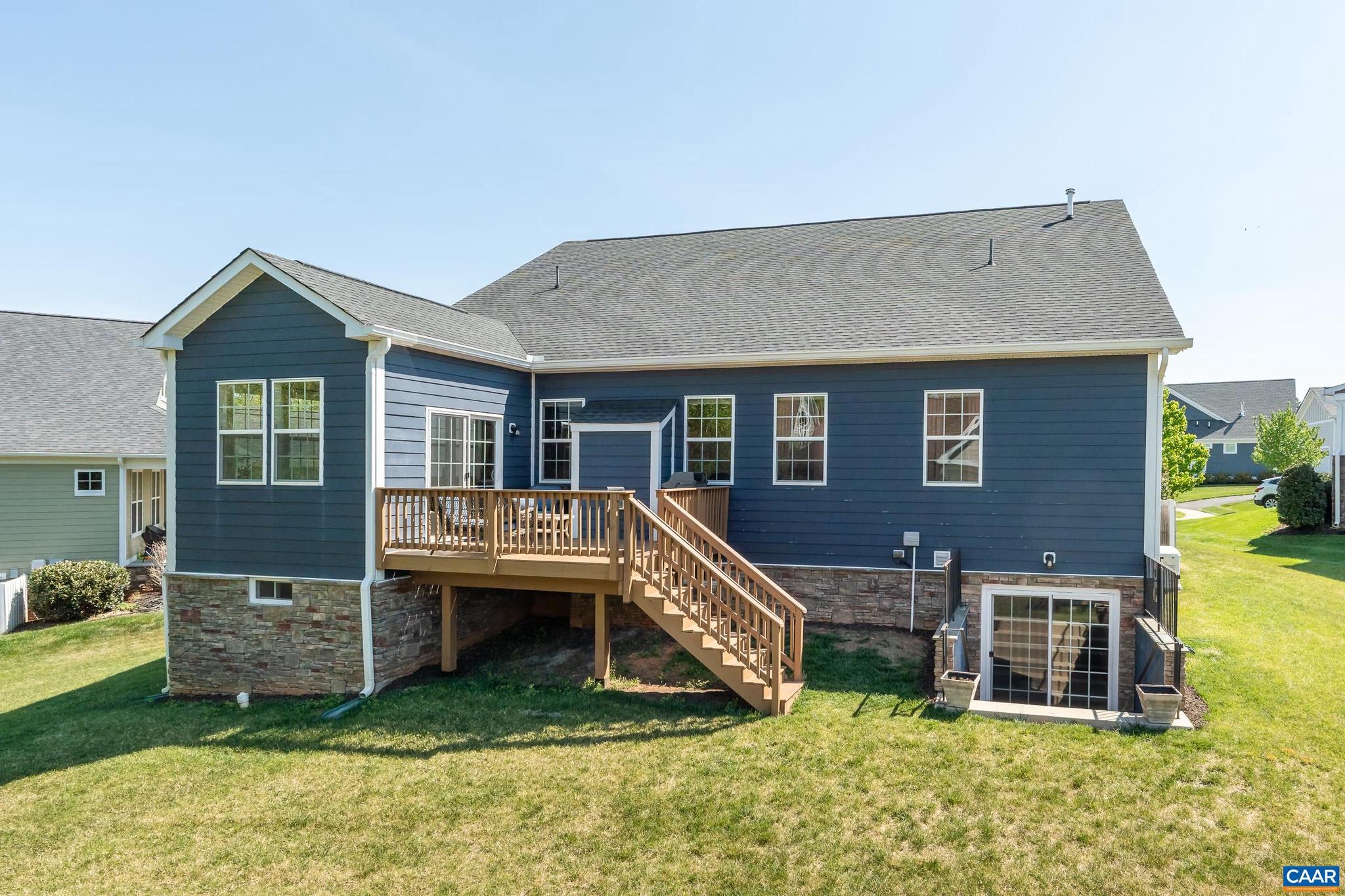 SPRING CREEK - Residential
