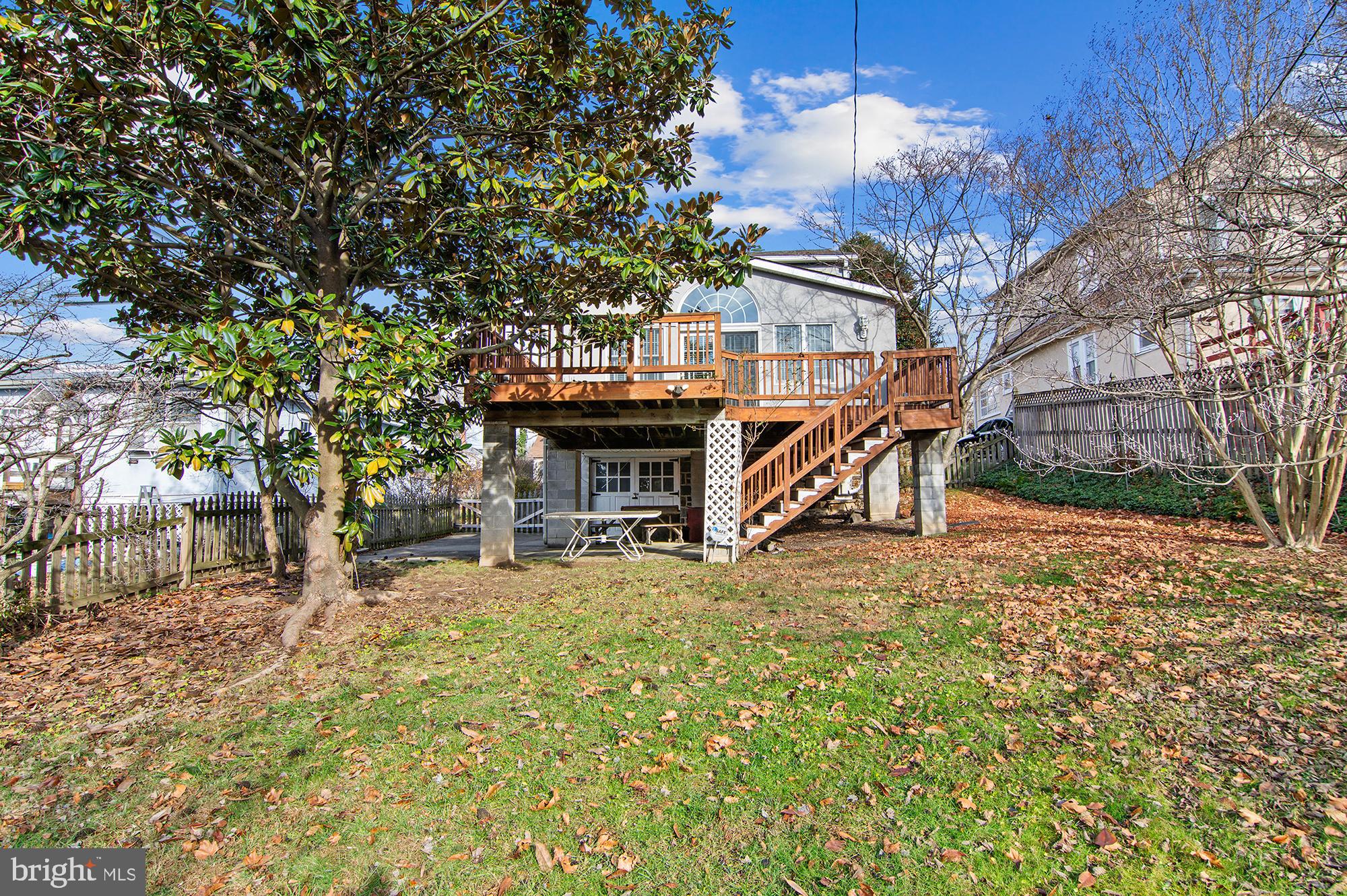 BEVERLY HILLS - Residential