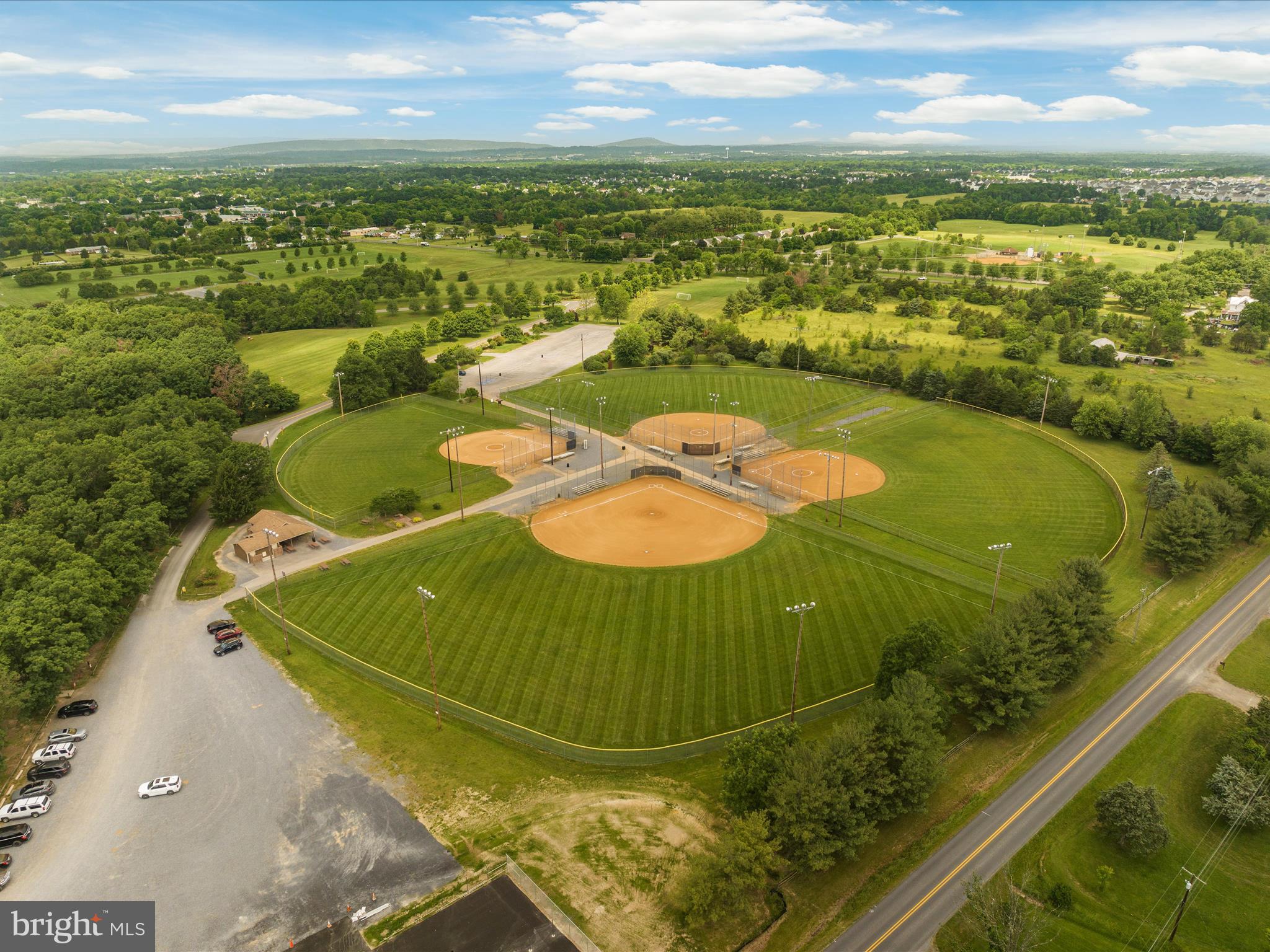 AUTUMN GLEN - Residential