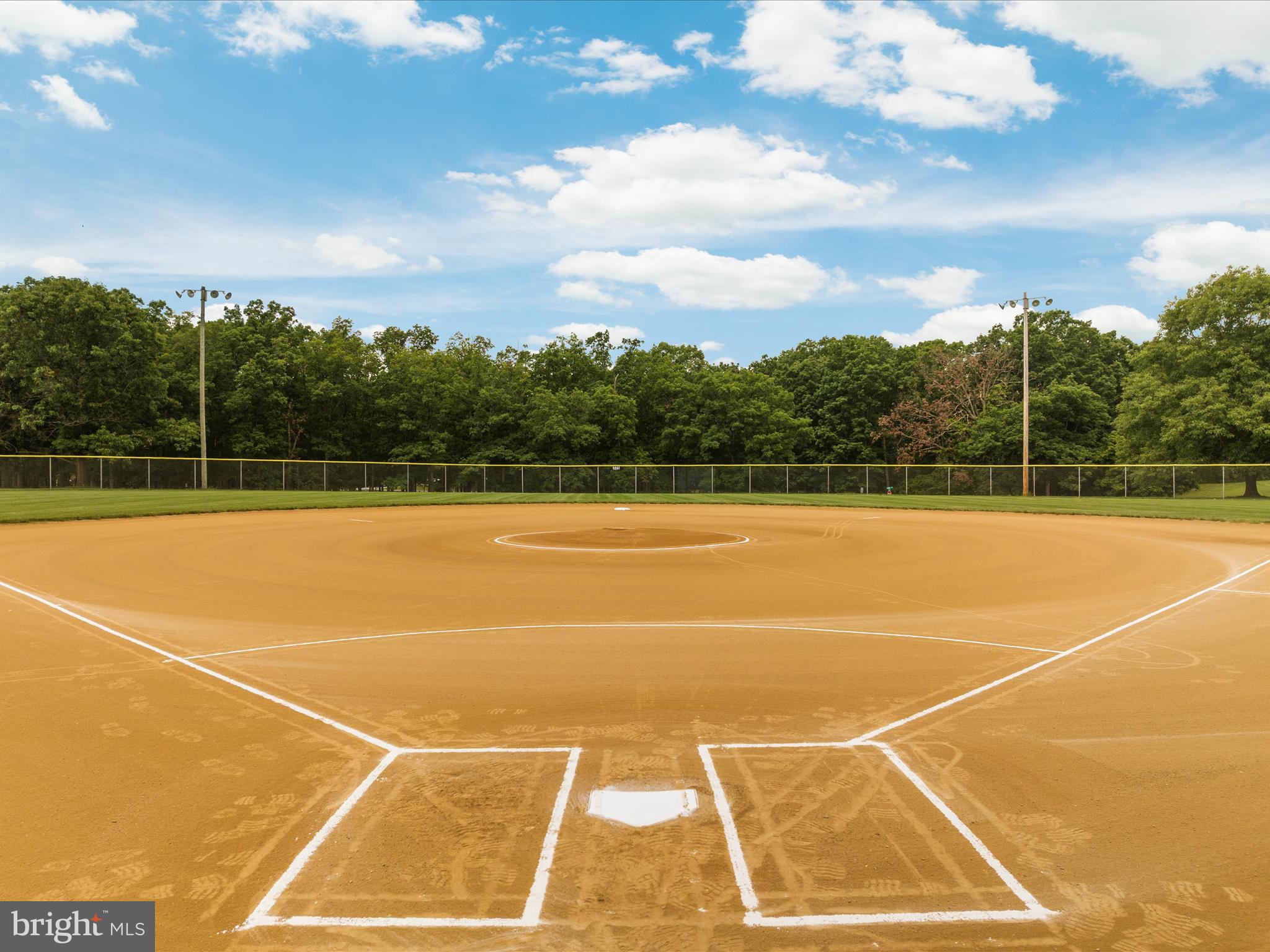 AUTUMN GLEN - Residential