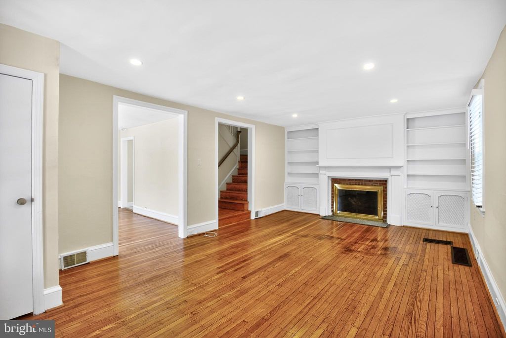 Photo of 1183 Jericho Road, ABINGTON, PA 19001 (MLS # PAMC2167810)