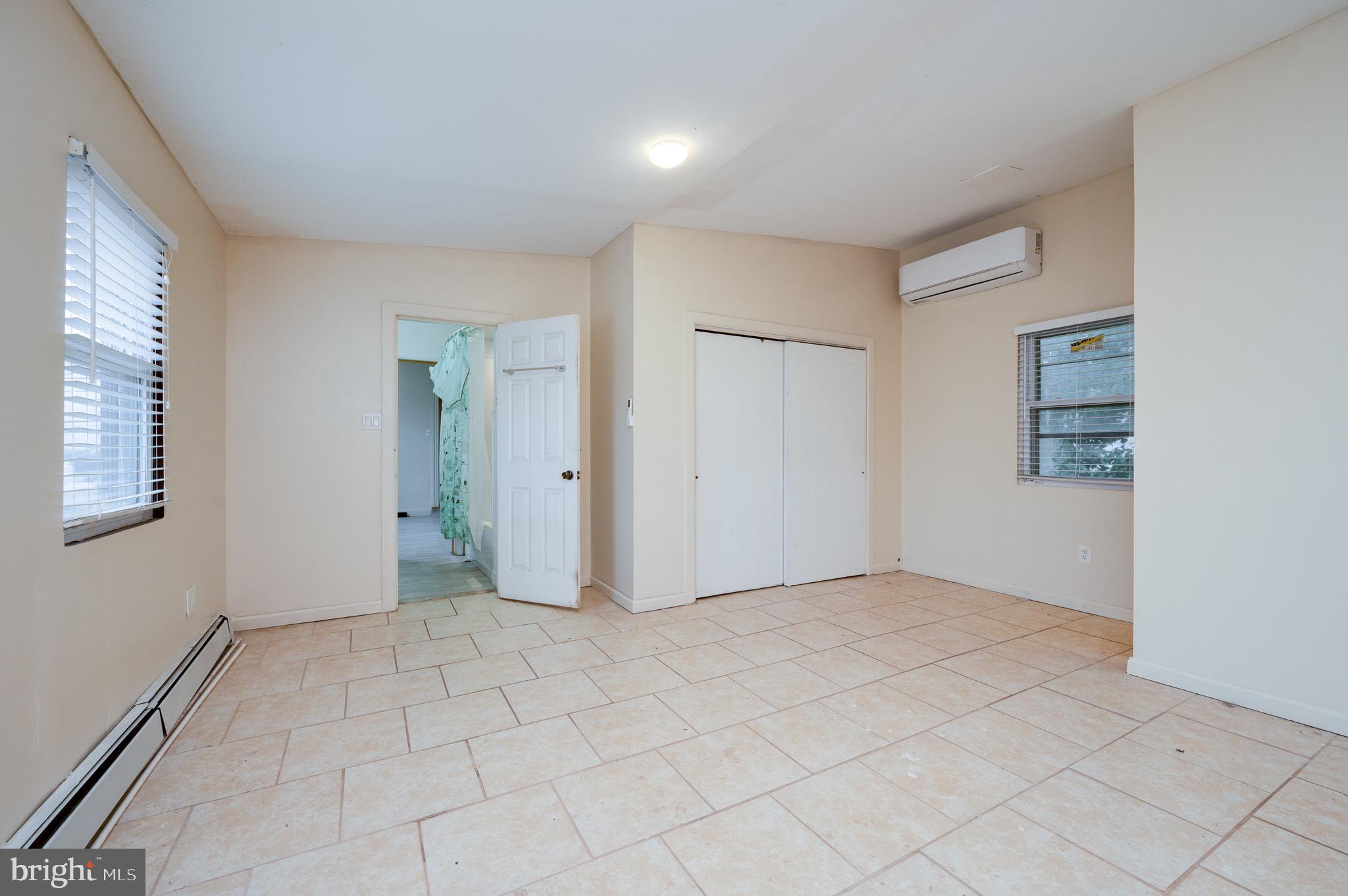 SOUTH TEMPLE HEIGH - Residential