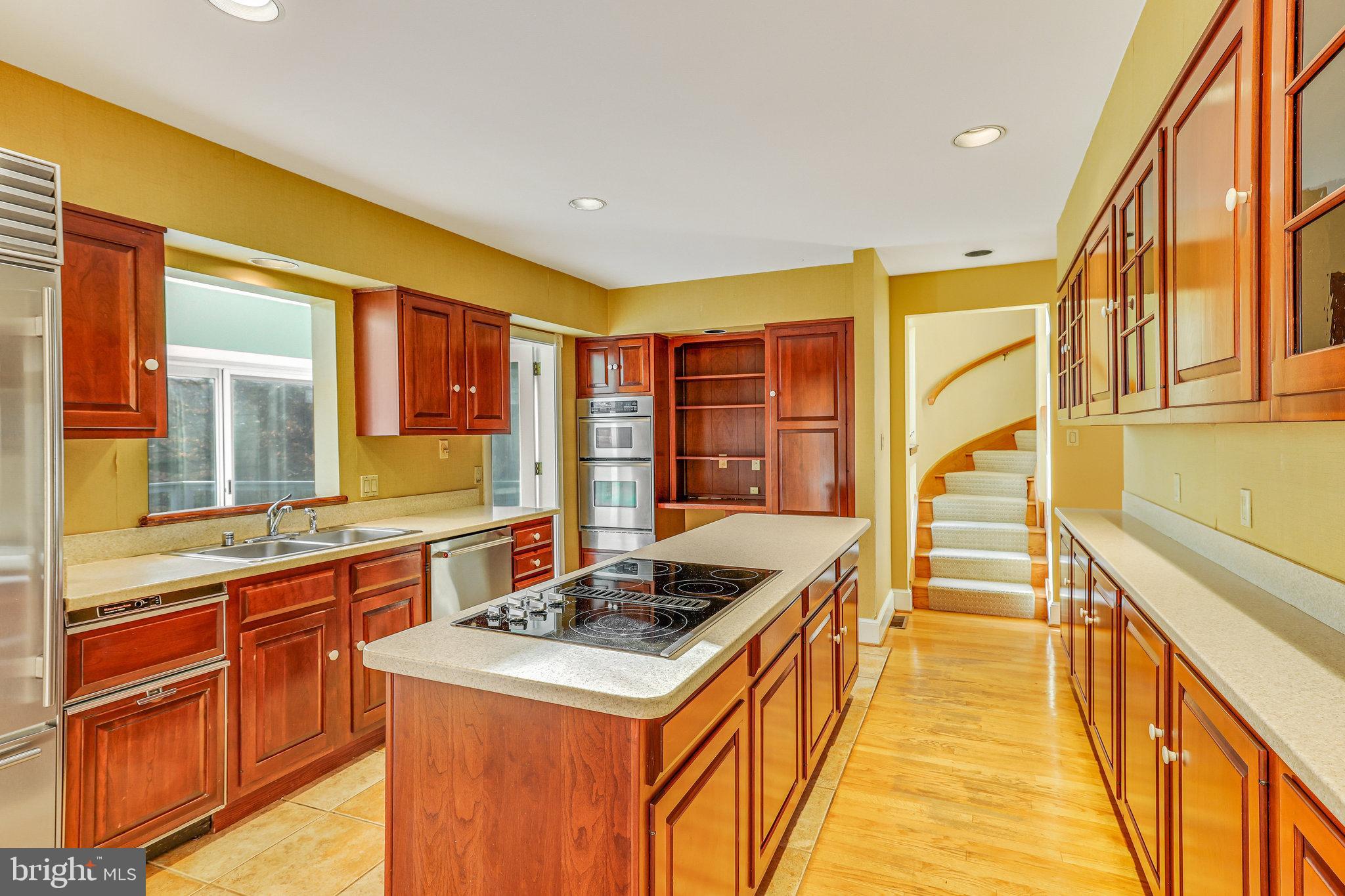 EAGLE ROCK - Residential