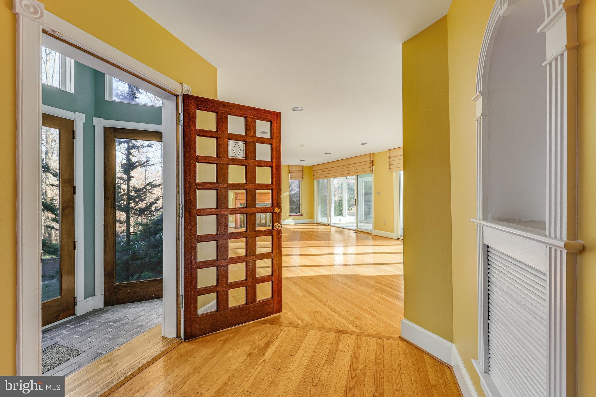 EAGLE ROCK - Residential