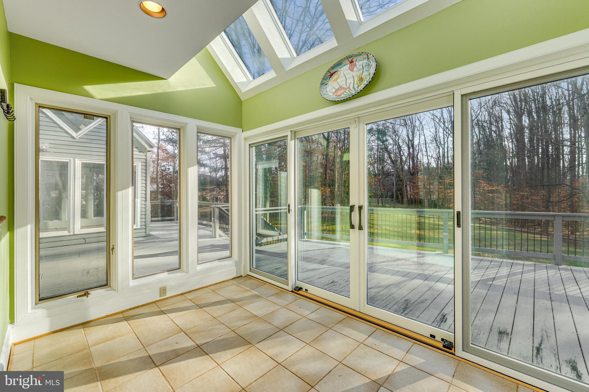 EAGLE ROCK - Residential