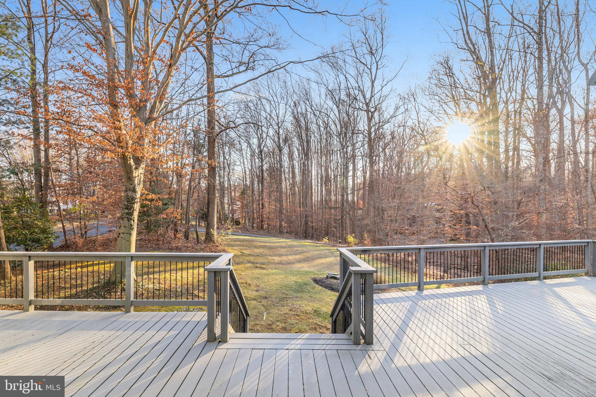 EAGLE ROCK - Residential