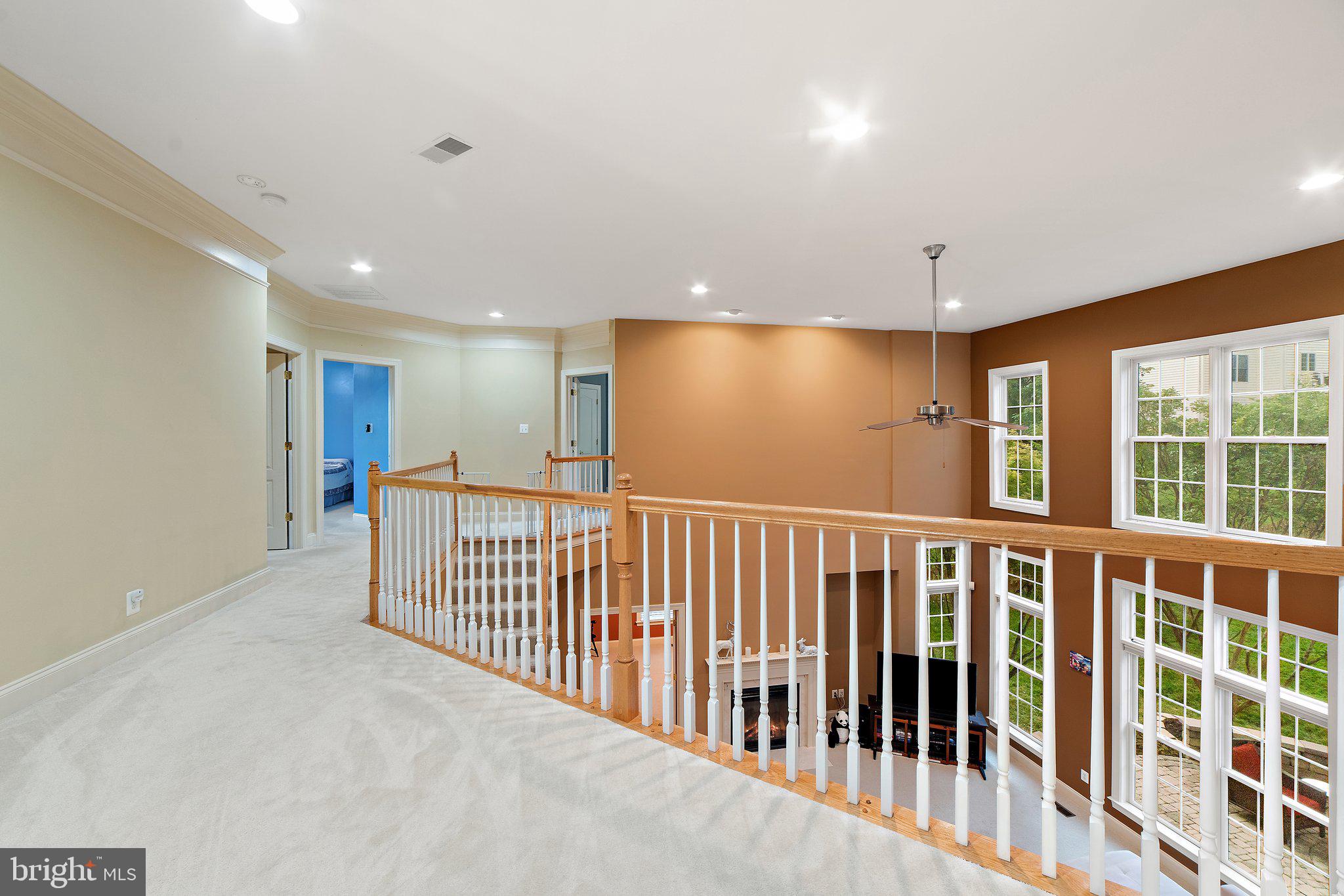 LANSDOWNE ON THE POTOMAC - Residential