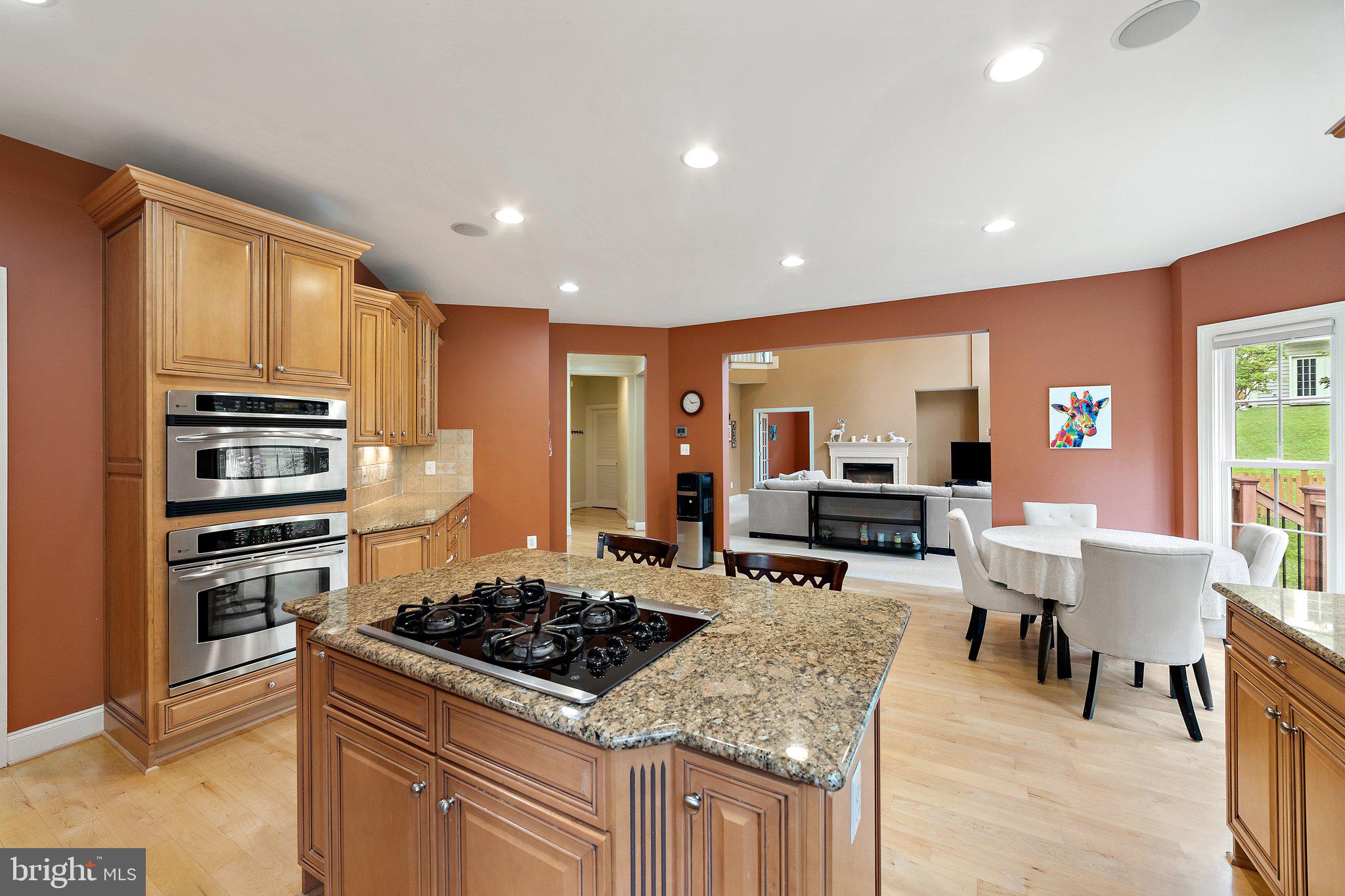 LANSDOWNE ON THE POTOMAC - Residential