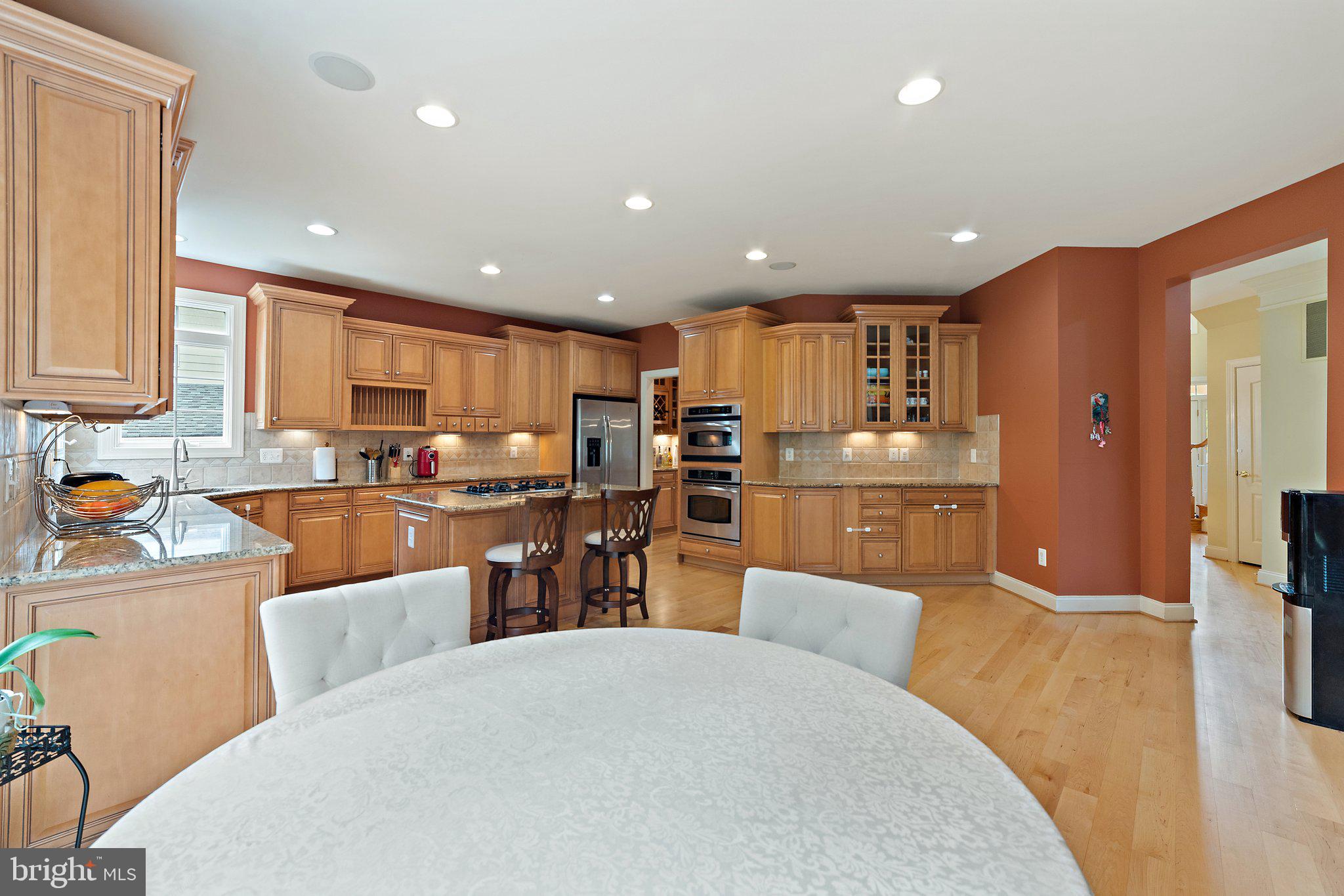 LANSDOWNE ON THE POTOMAC - Residential