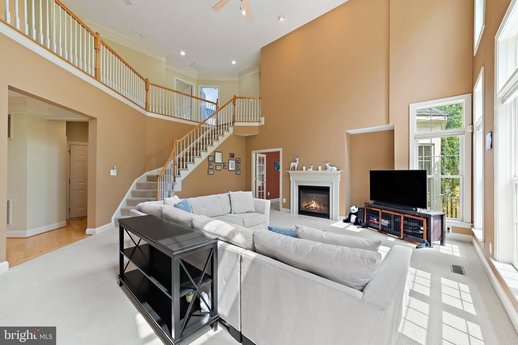 LANSDOWNE ON THE POTOMAC - Residential