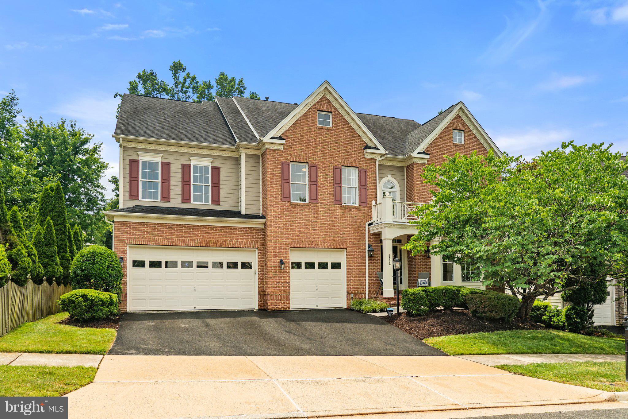 LANSDOWNE ON THE POTOMAC - Residential